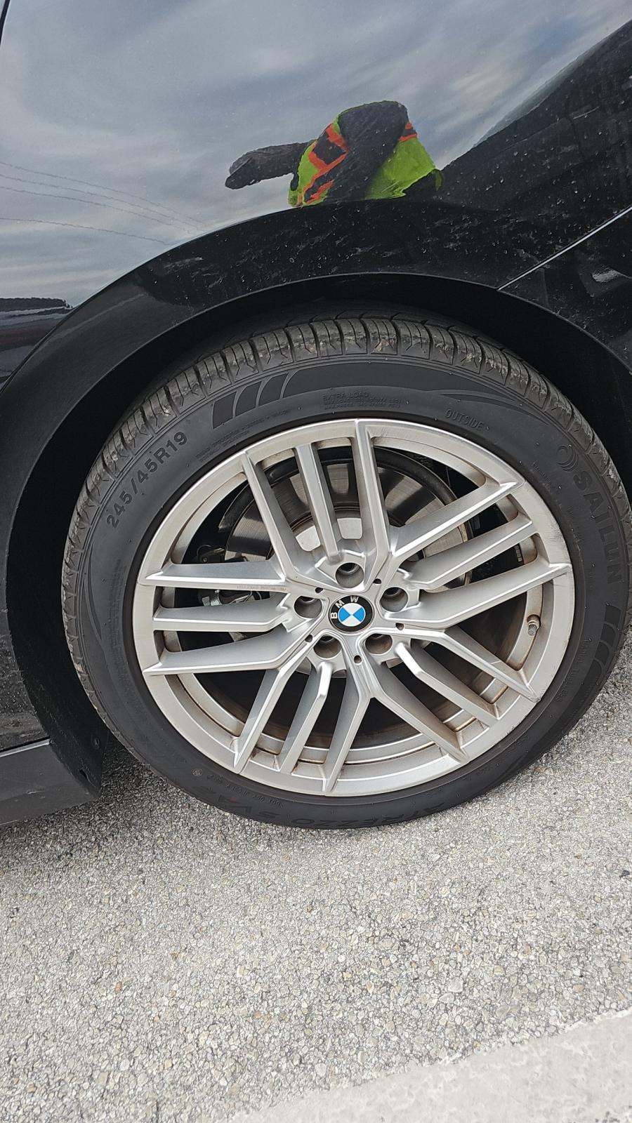 2025 BMW 5 Series 530i xDrive AWD