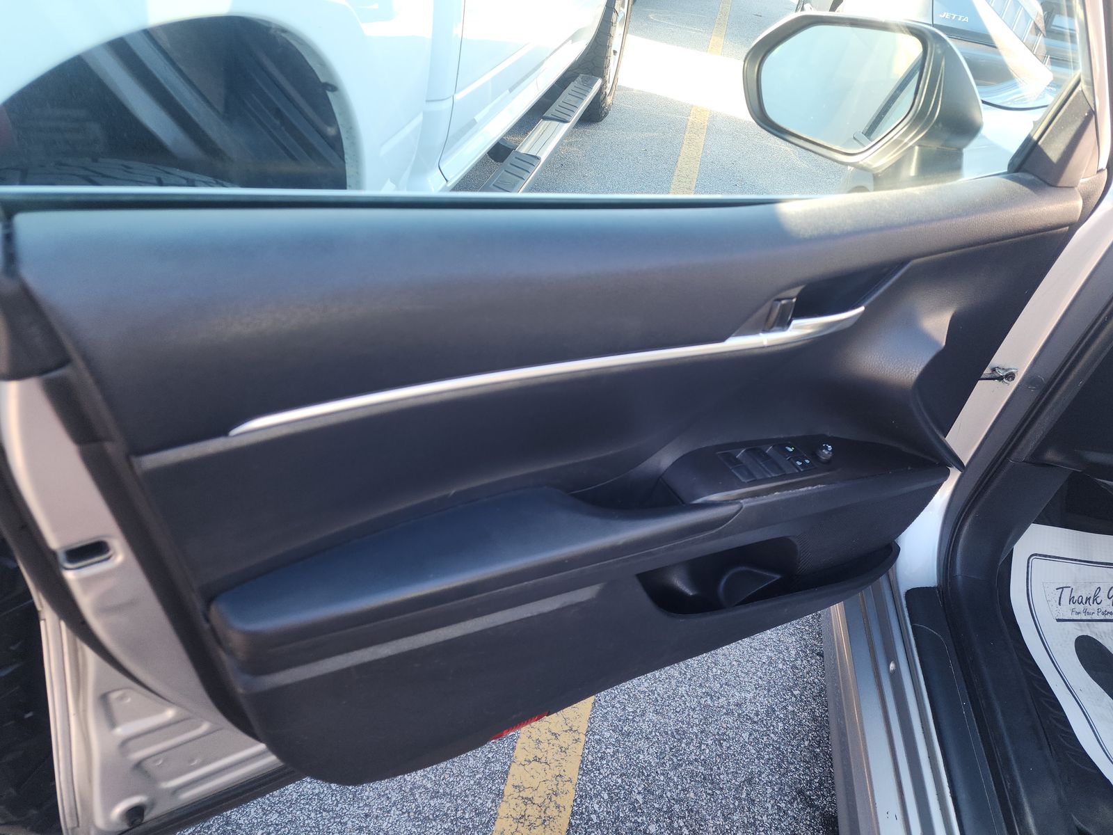 2022 Toyota Camry SE FWD