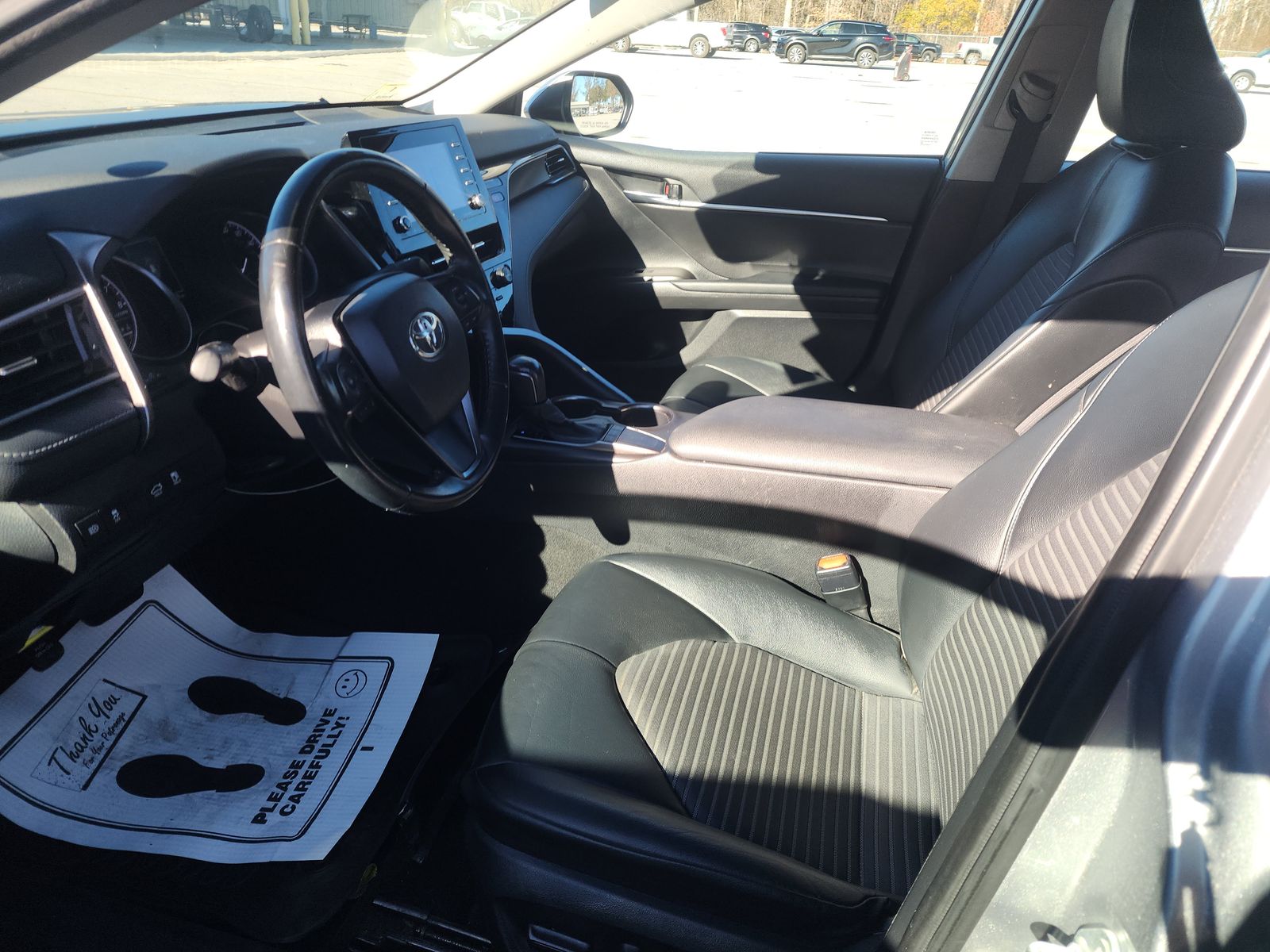 2022 Toyota Camry SE FWD