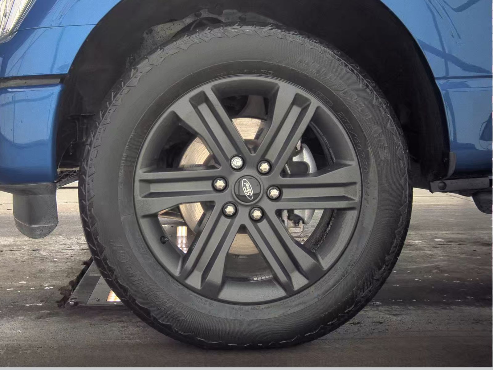 2023 Ford F-150 XLT AWD