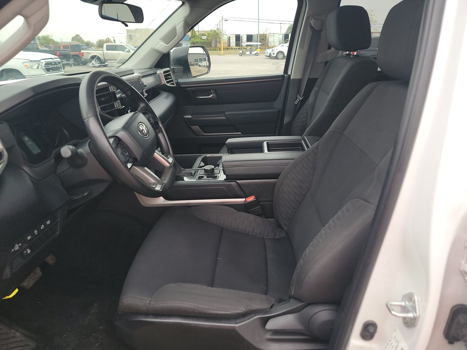 2024 Toyota Tundra SR5 AWD