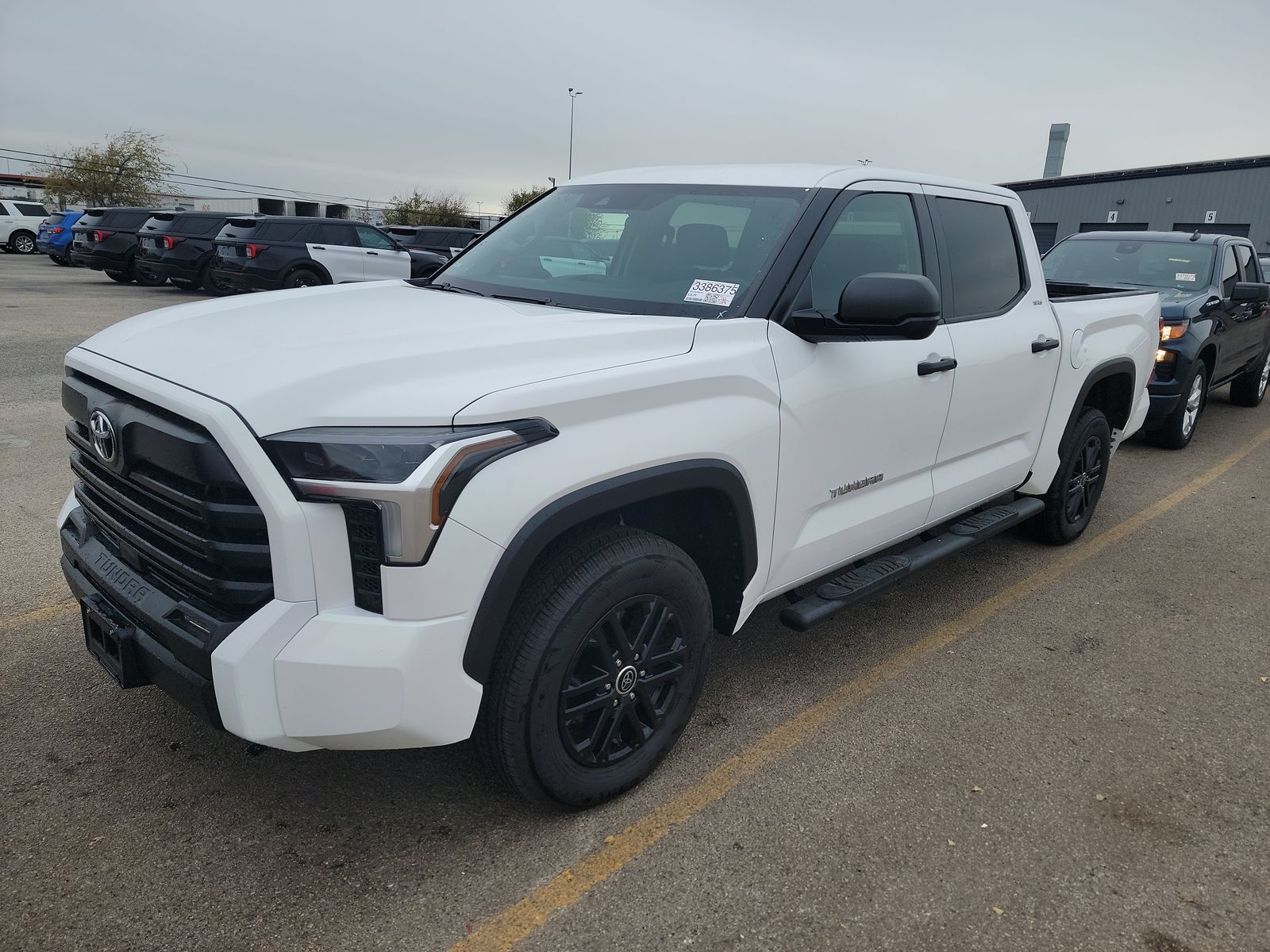 2024 Toyota Tundra SR5 AWD