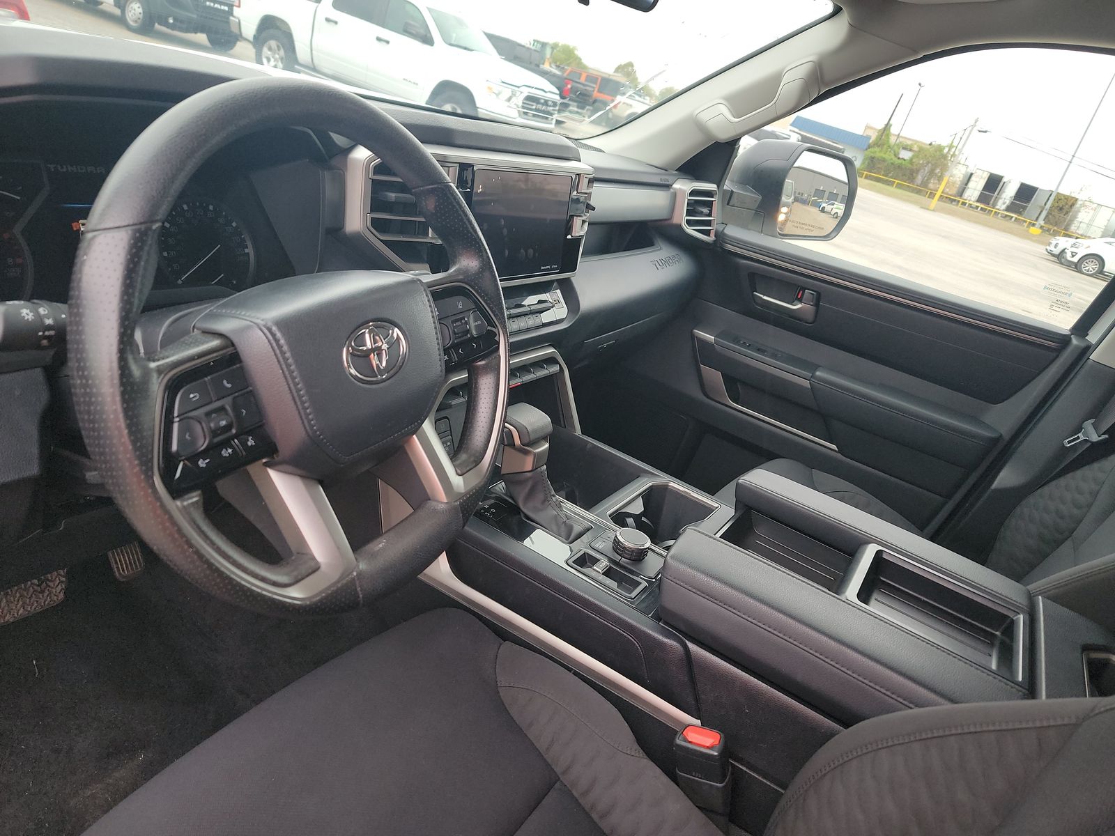 2024 Toyota Tundra SR5 AWD