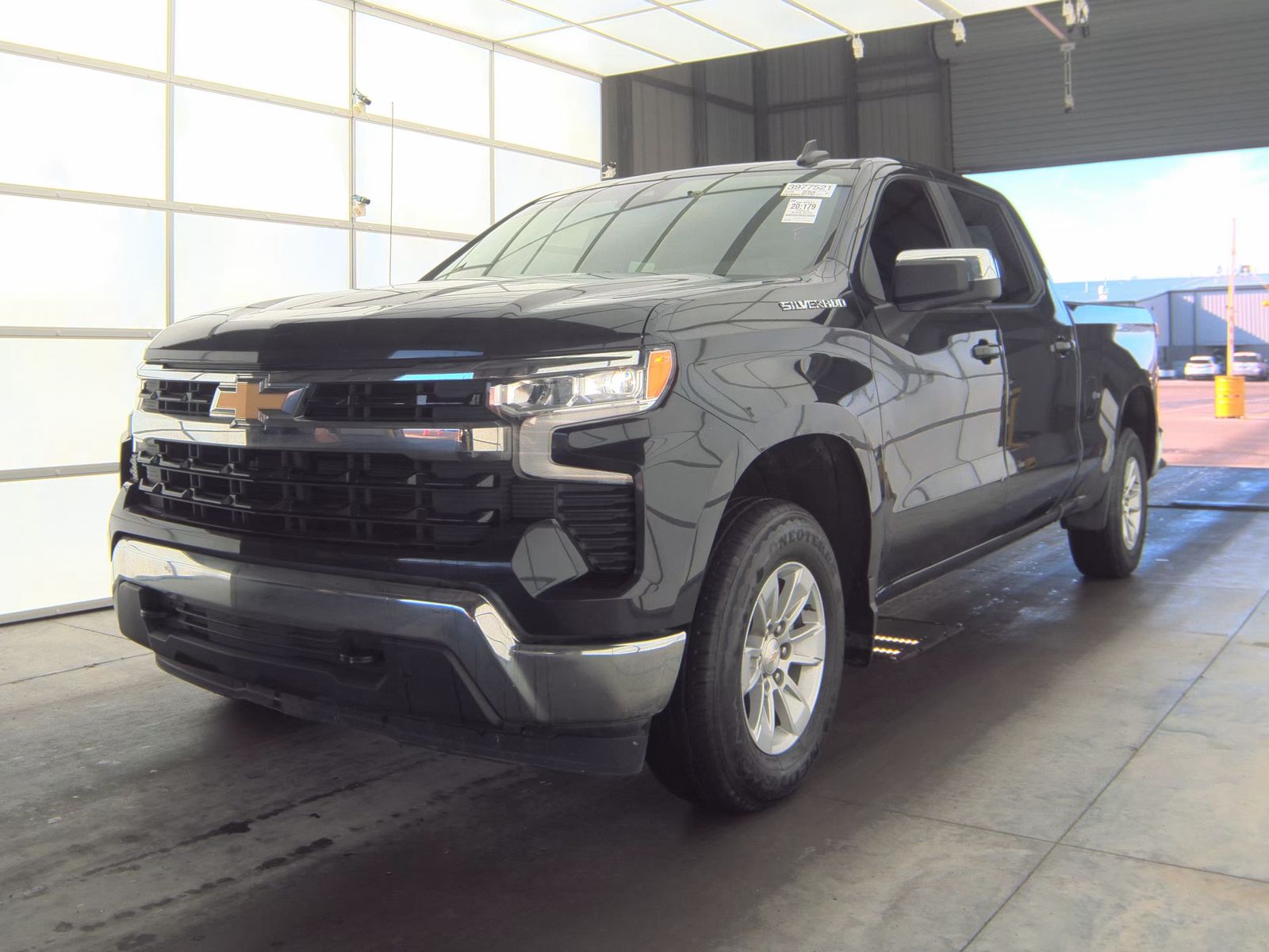 2023 Chevrolet Silverado 1500 LT AWD