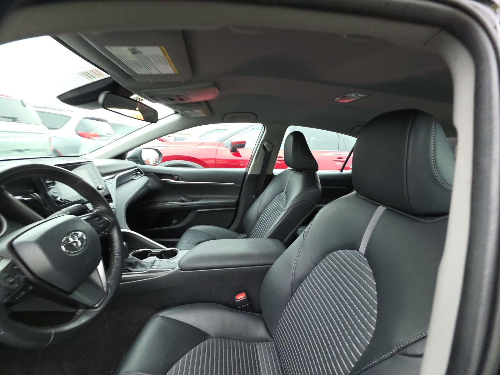 2024 Toyota Camry SE FWD