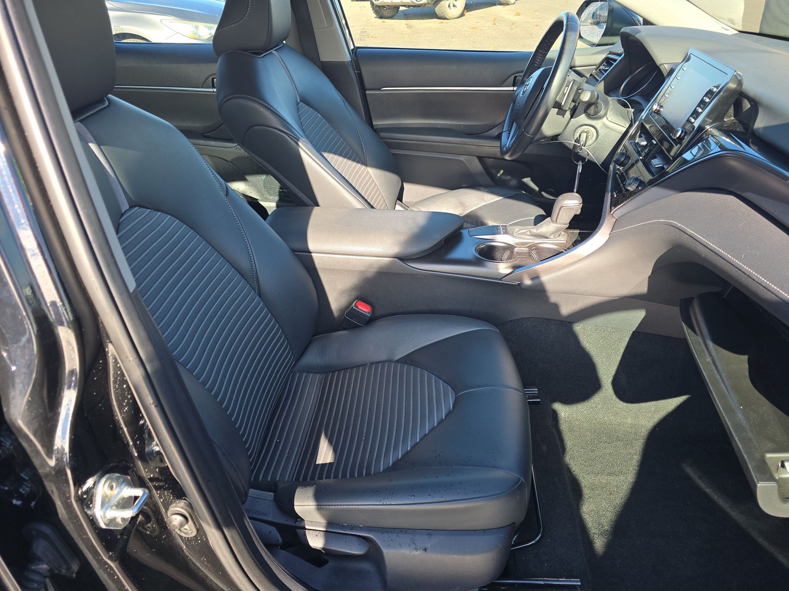 2024 Toyota Camry SE FWD