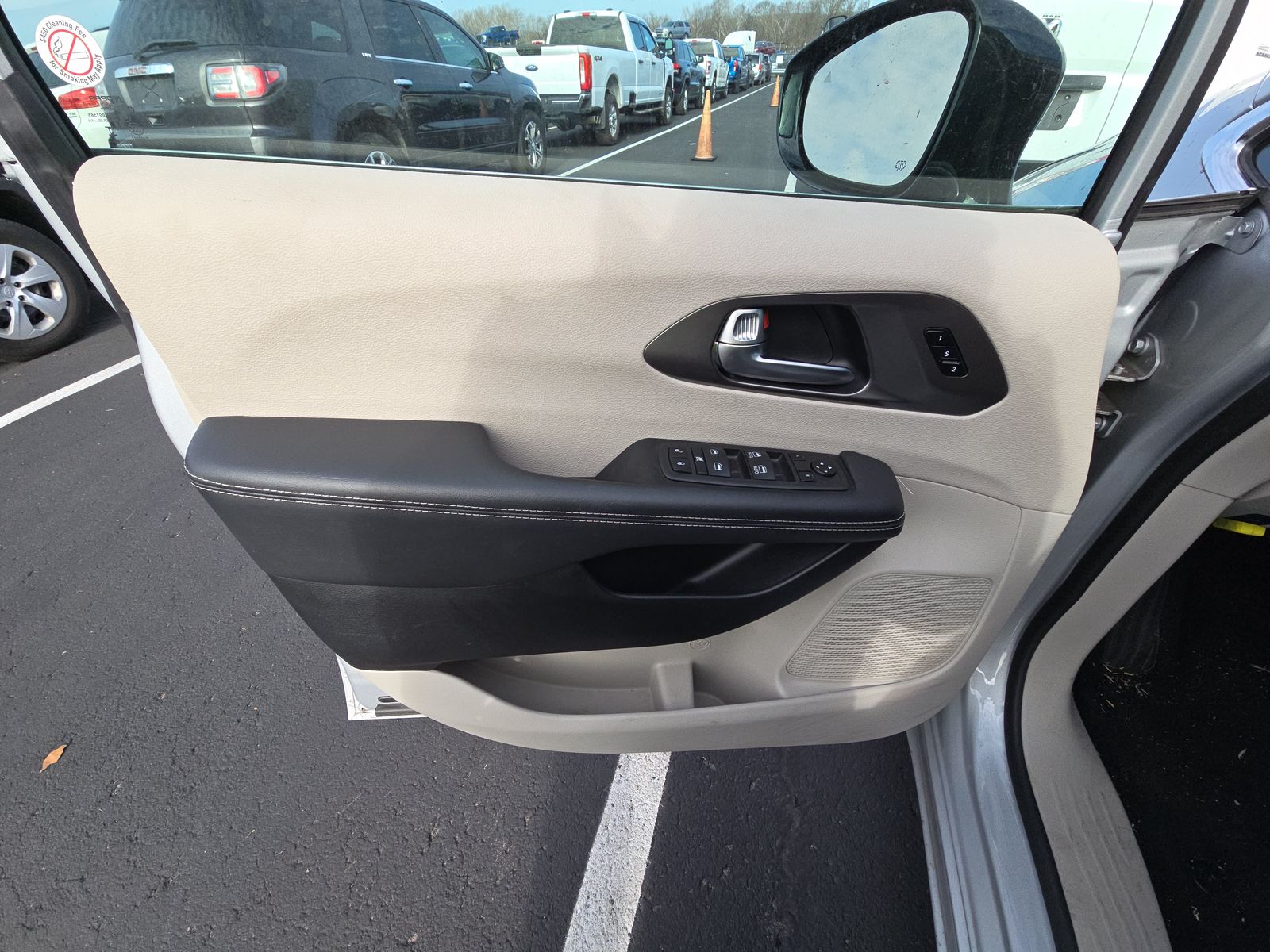 2024 Chrysler Pacifica Touring L FWD