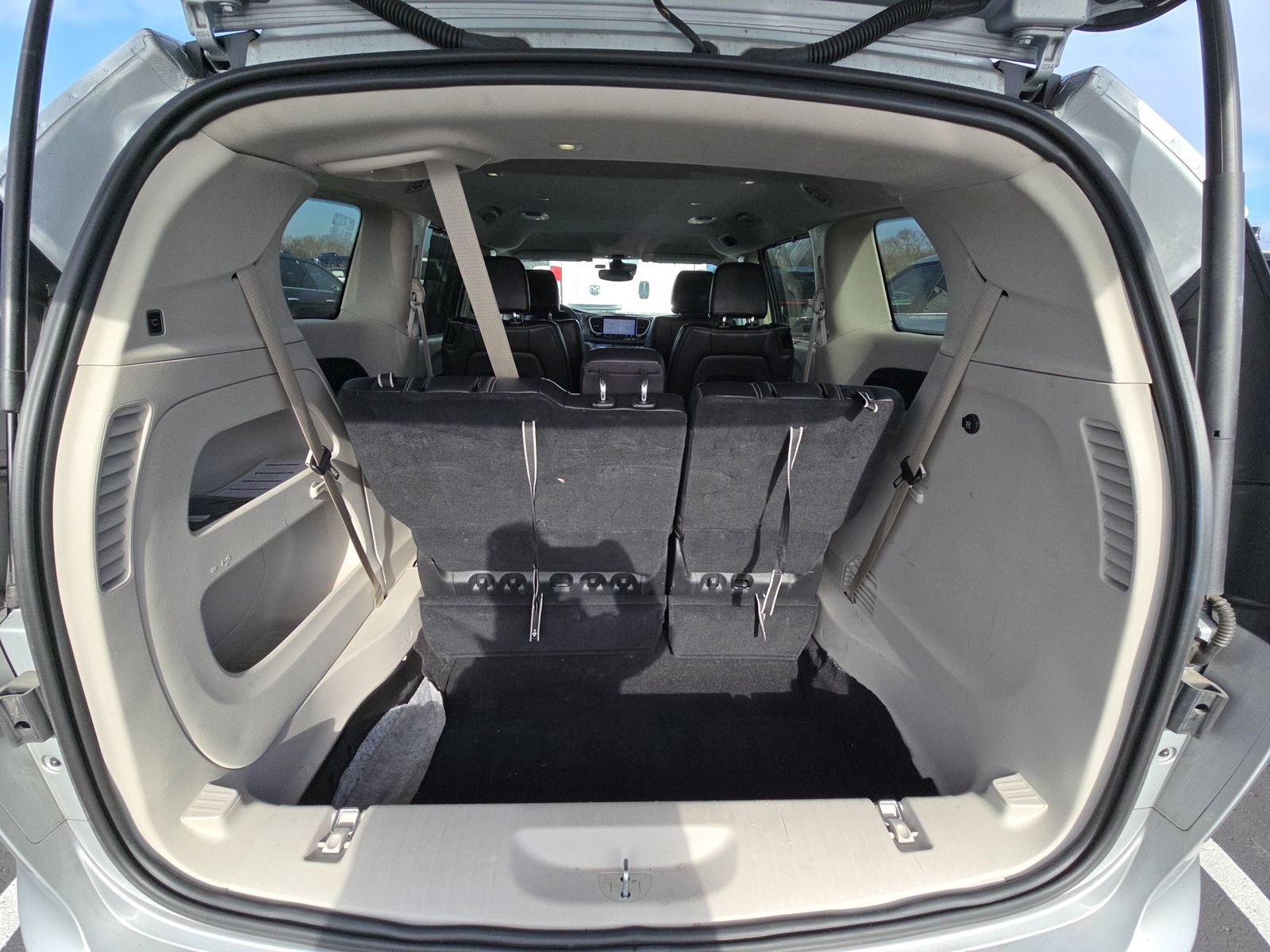 2024 Chrysler Pacifica Touring L FWD