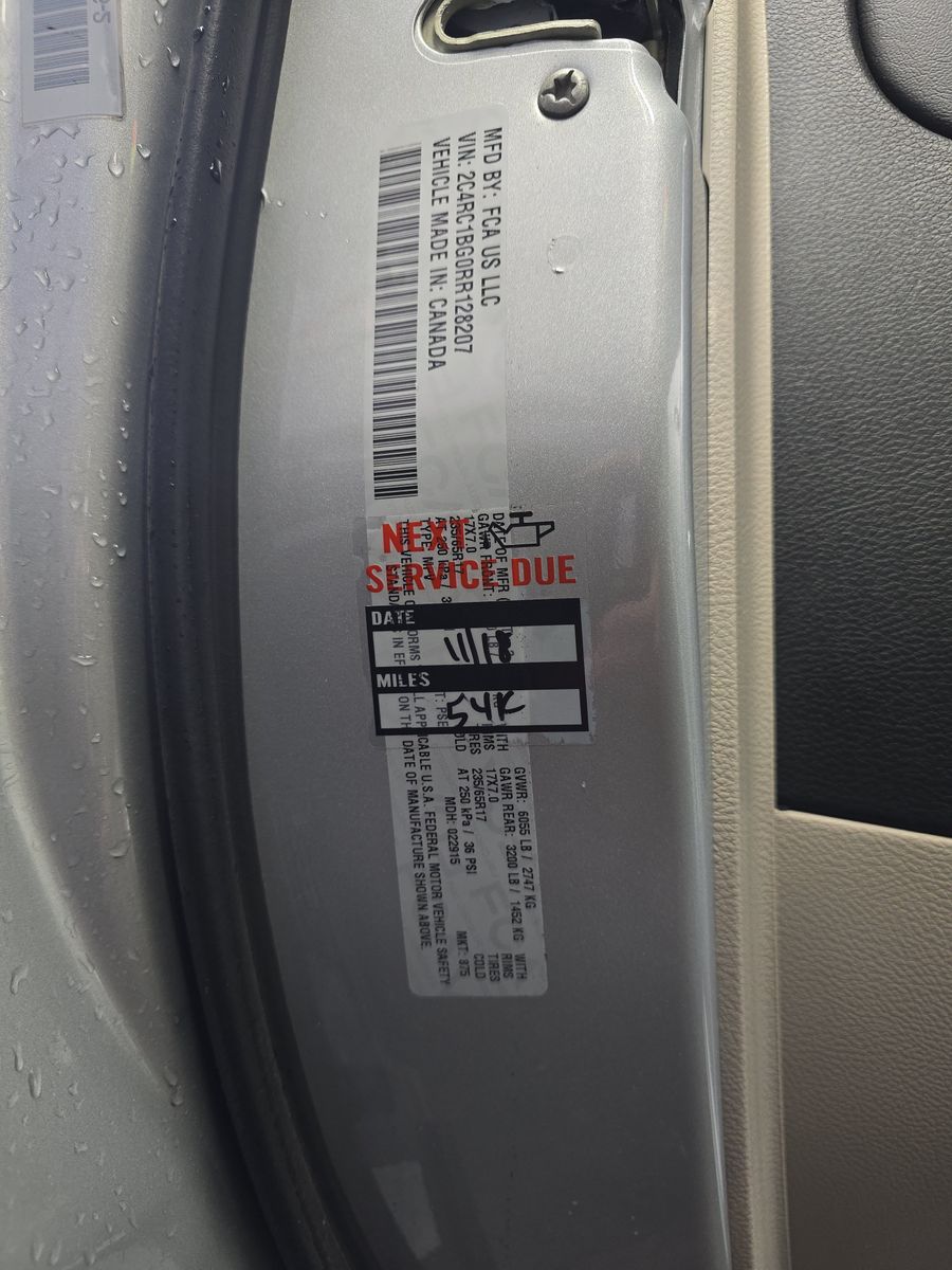 2024 Chrysler Pacifica Touring L FWD