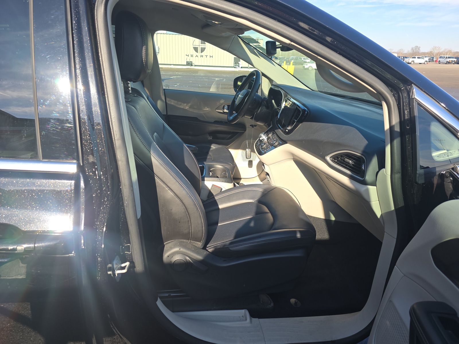 2024 Chrysler Pacifica Touring L FWD