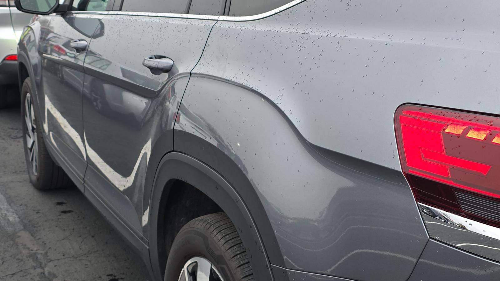 2025 Volkswagen Atlas 2.0T SE FWD