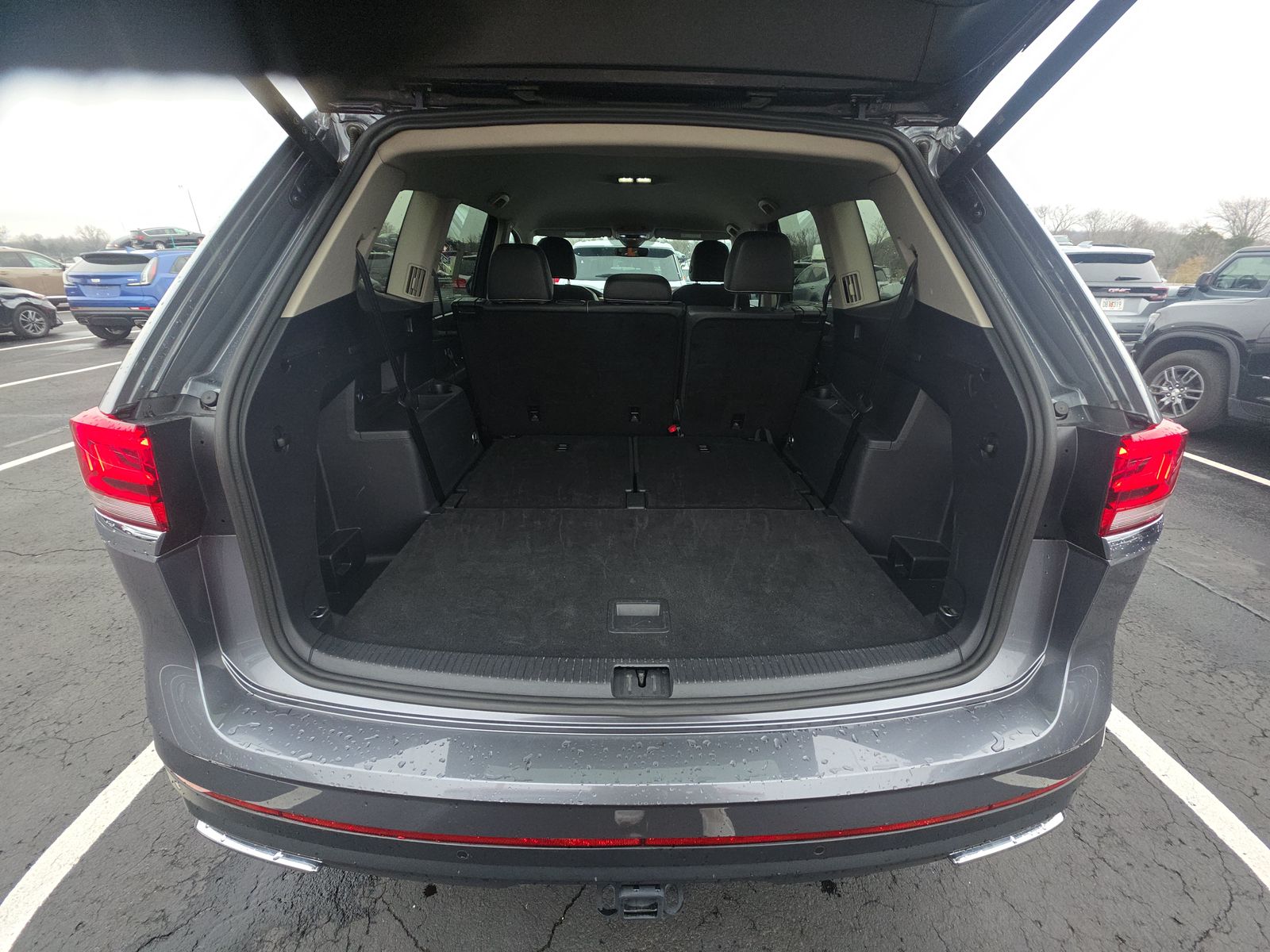 2025 Volkswagen Atlas 2.0T SE FWD