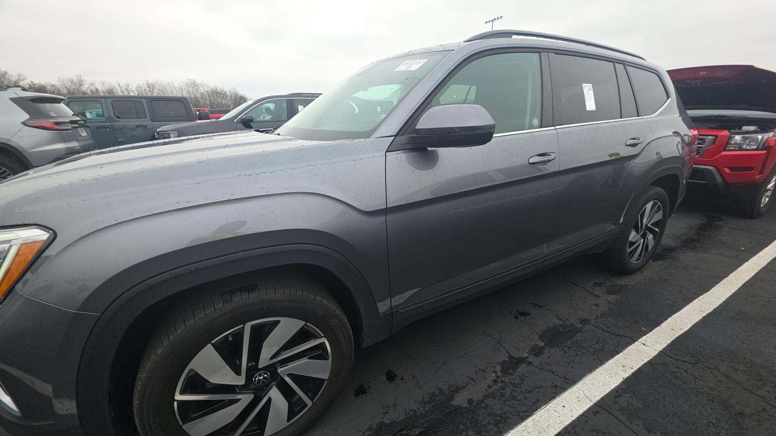 2025 Volkswagen Atlas 2.0T SE FWD