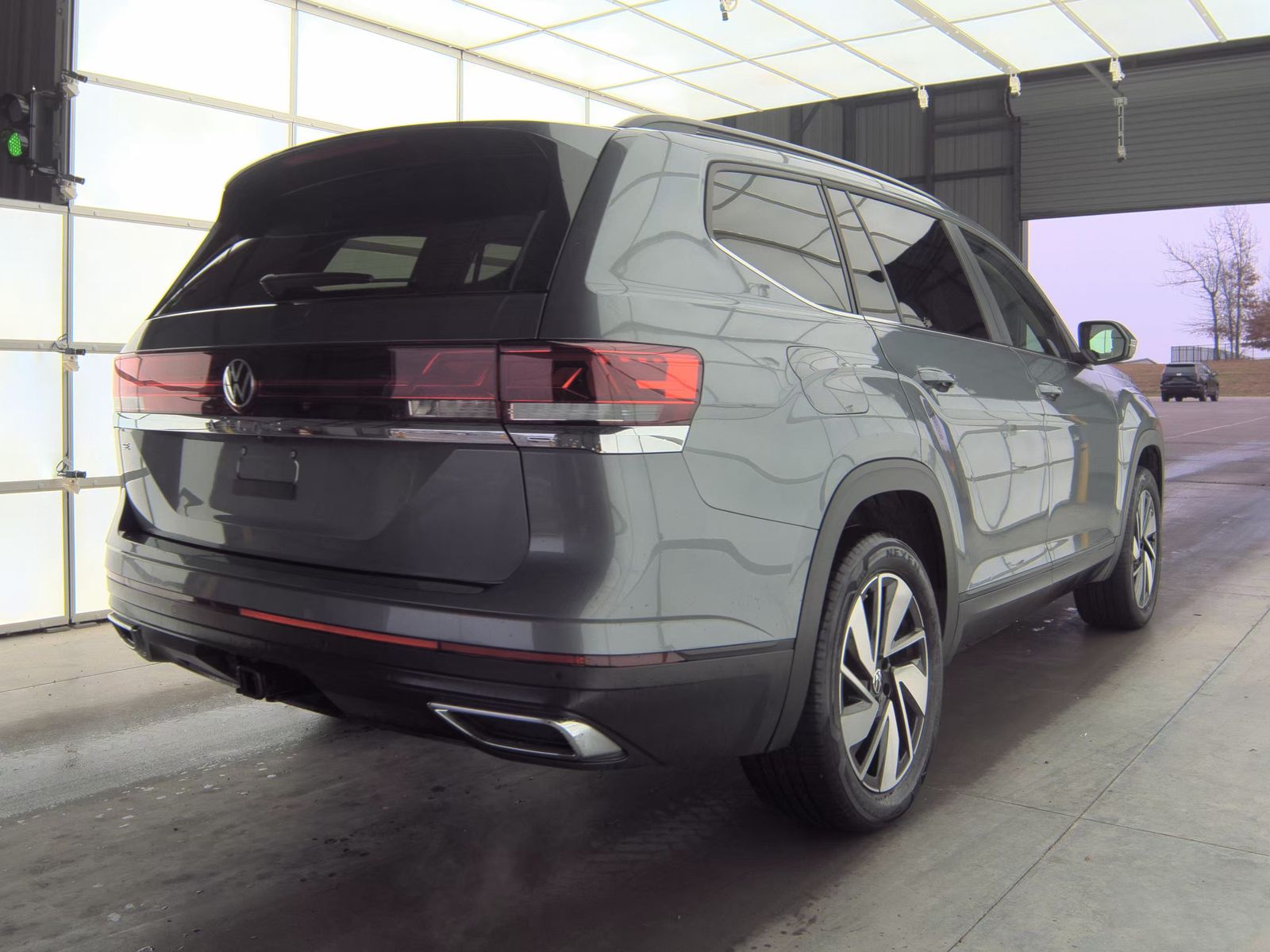 2025 Volkswagen Atlas 2.0T SE FWD