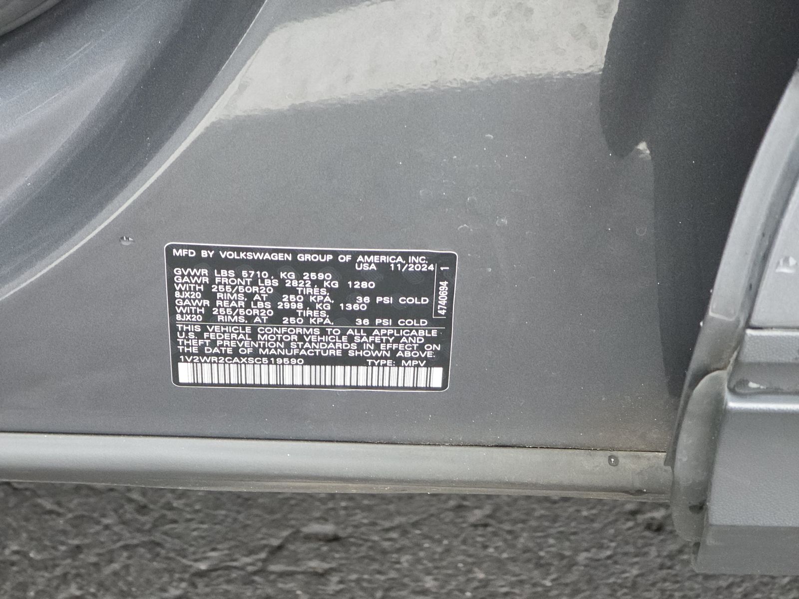 2025 Volkswagen Atlas 2.0T SE FWD