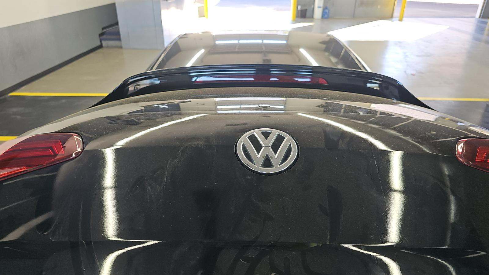 2019 Volkswagen Golf R 2.0T AWD