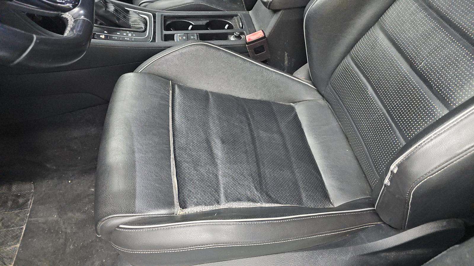 2019 Volkswagen Golf R 2.0T AWD