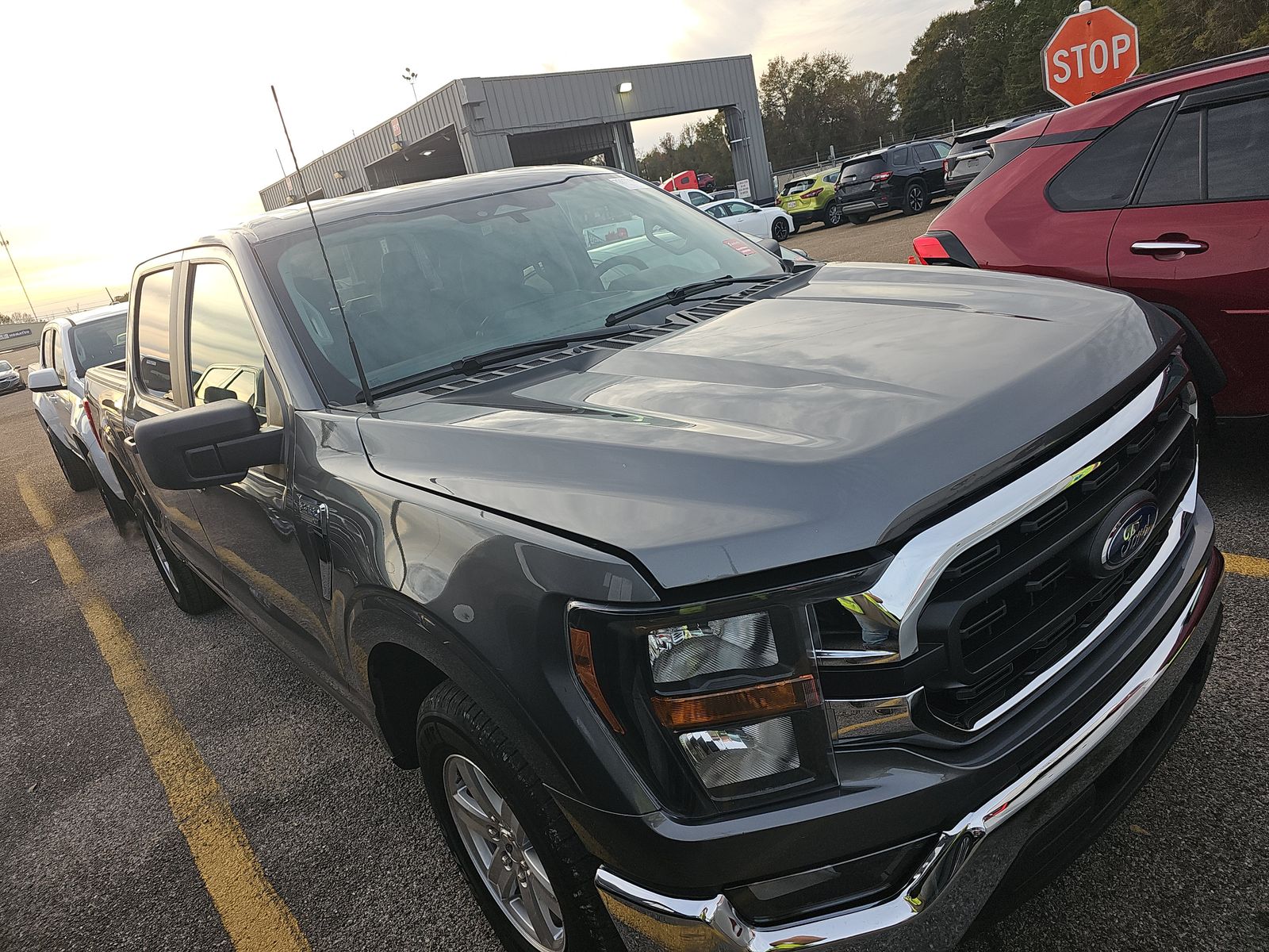 2023 Ford F-150 XLT RWD