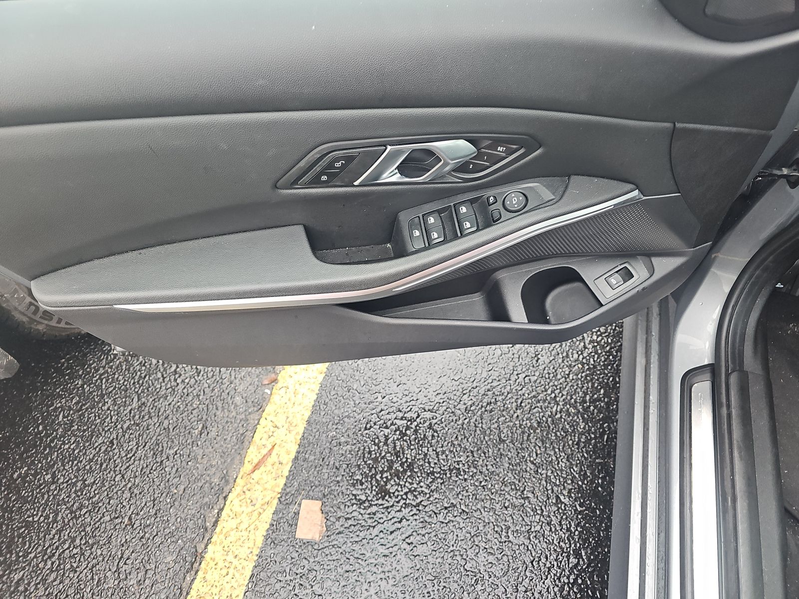 2025 BMW 3 Series 330i RWD