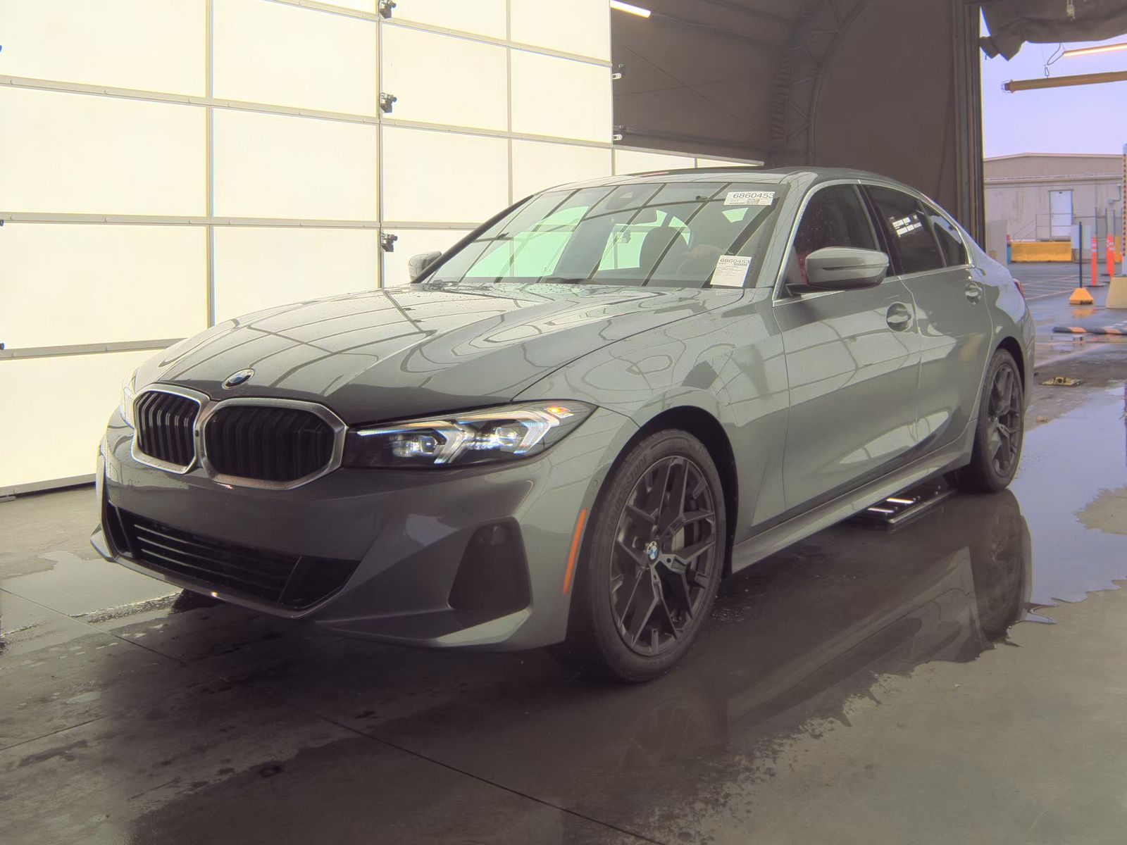 2025 BMW 3 Series 330i RWD