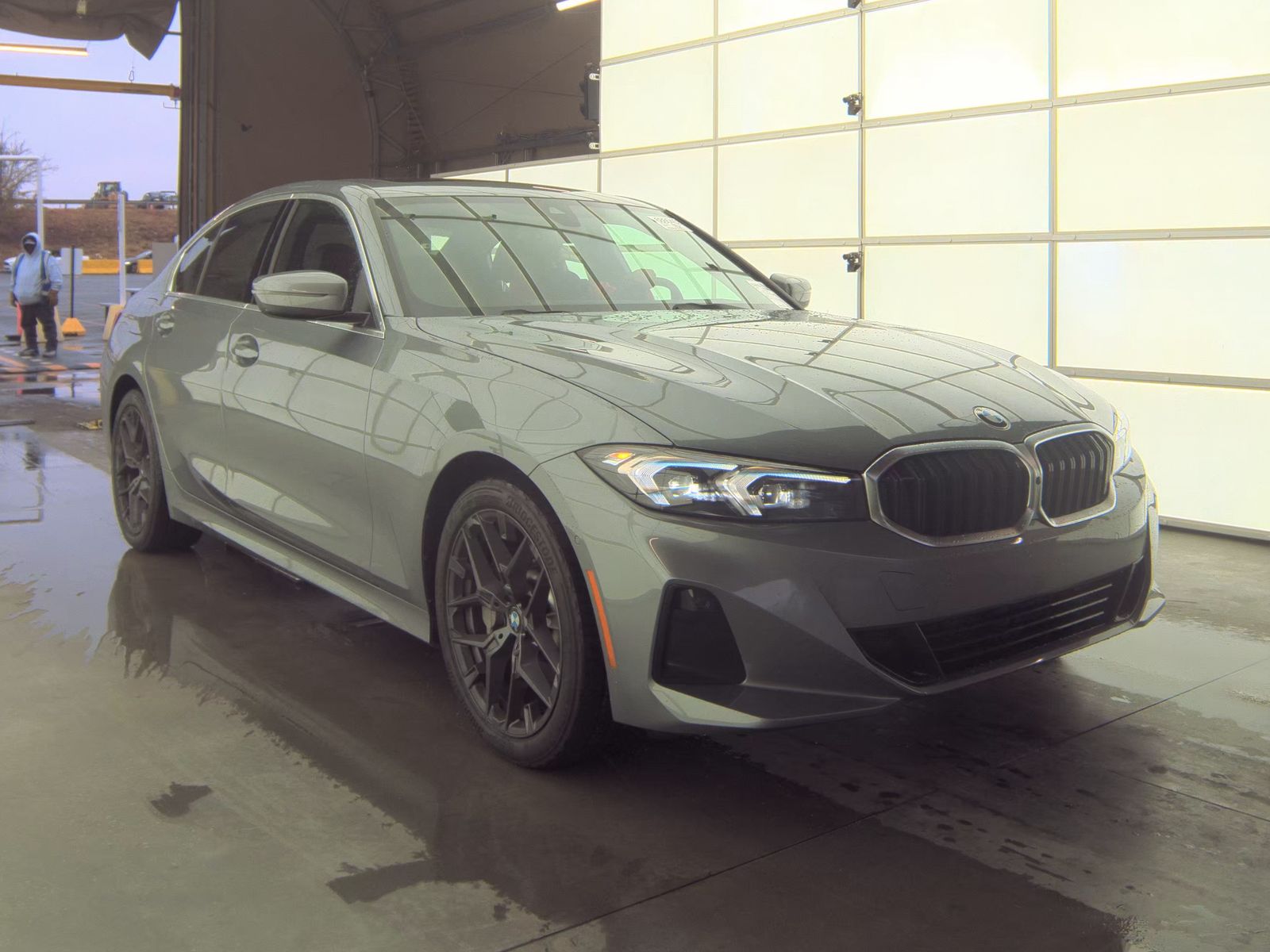 2025 BMW 3 Series 330i RWD