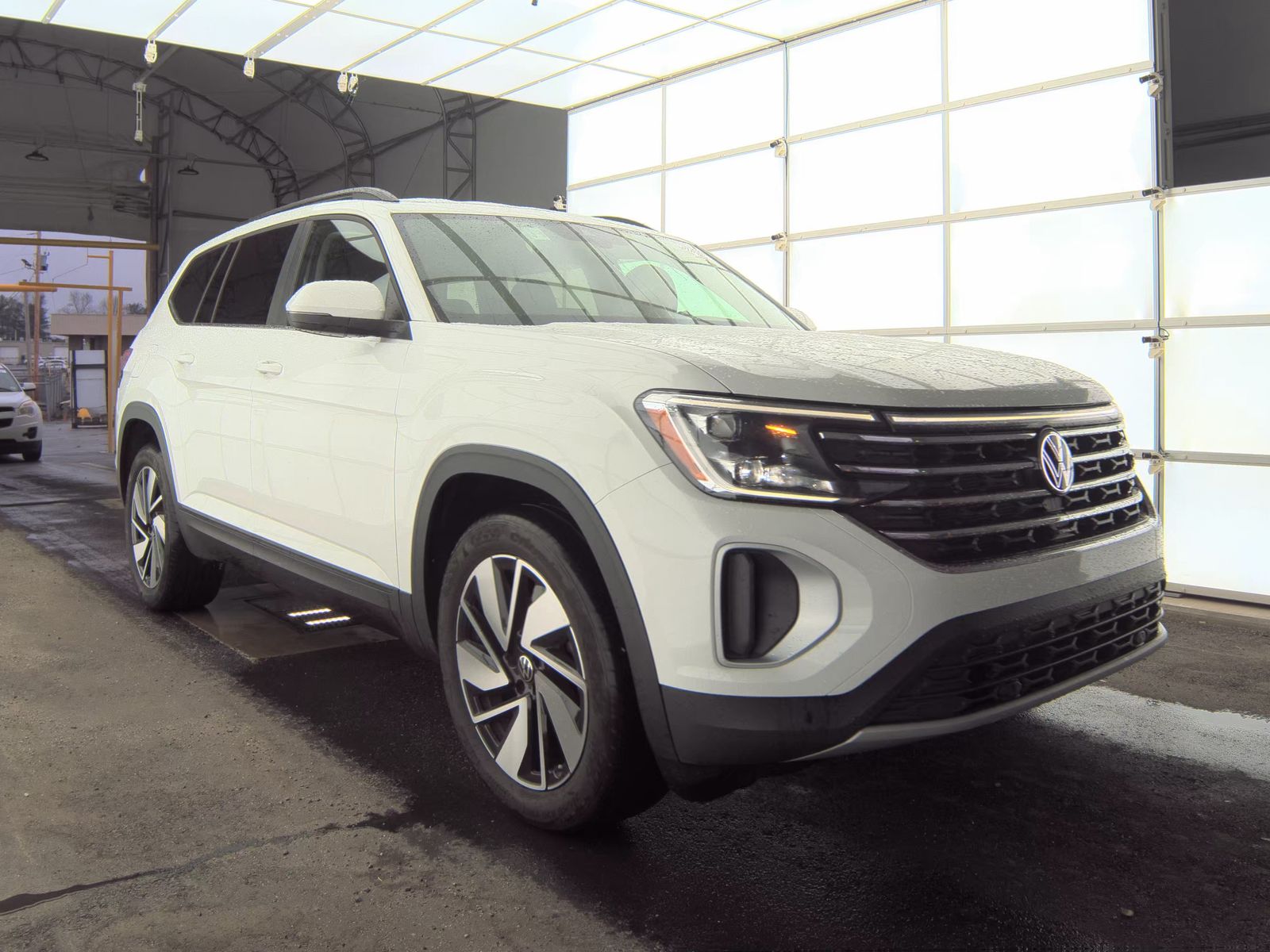 2025 Volkswagen Atlas 2.0T SE AWD