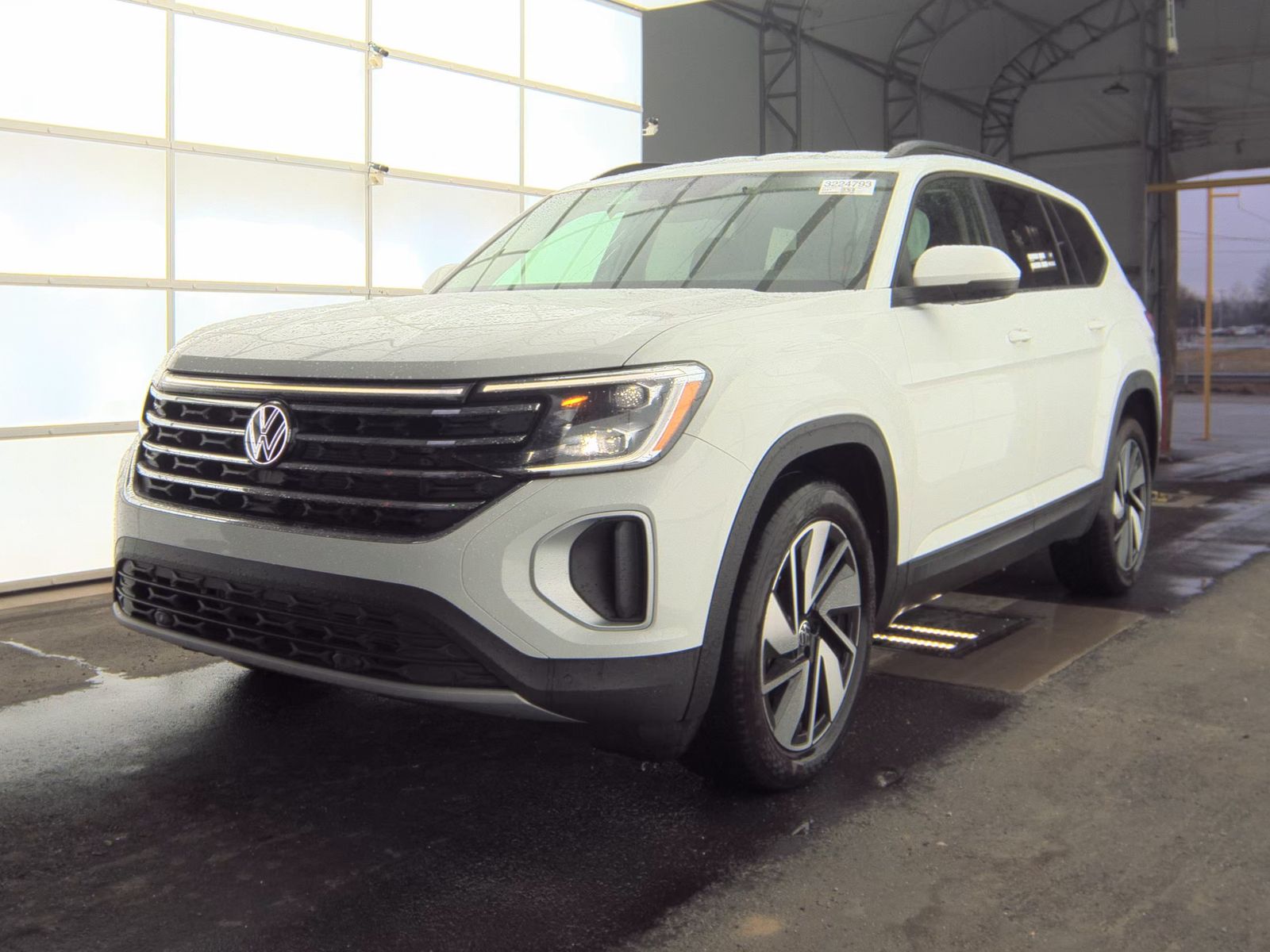 2025 Volkswagen Atlas 2.0T SE AWD