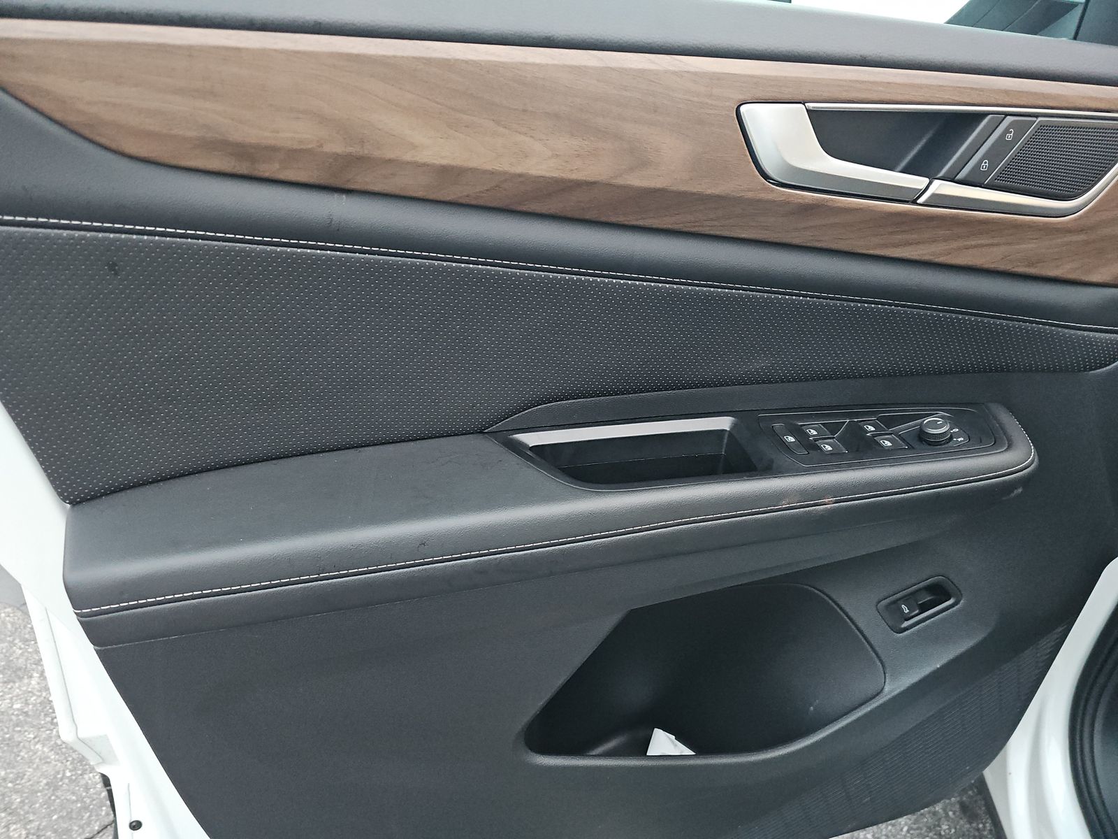 2025 Volkswagen Atlas 2.0T SE AWD