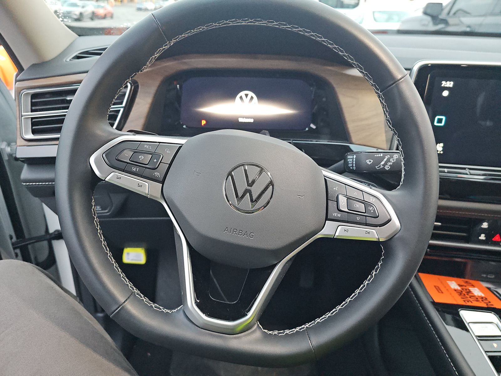 2025 Volkswagen Atlas 2.0T SE AWD