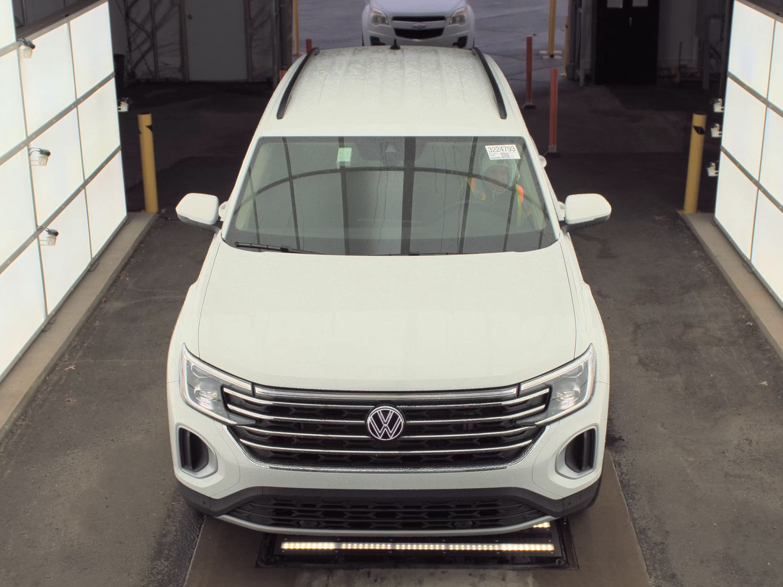 2025 Volkswagen Atlas 2.0T SE AWD