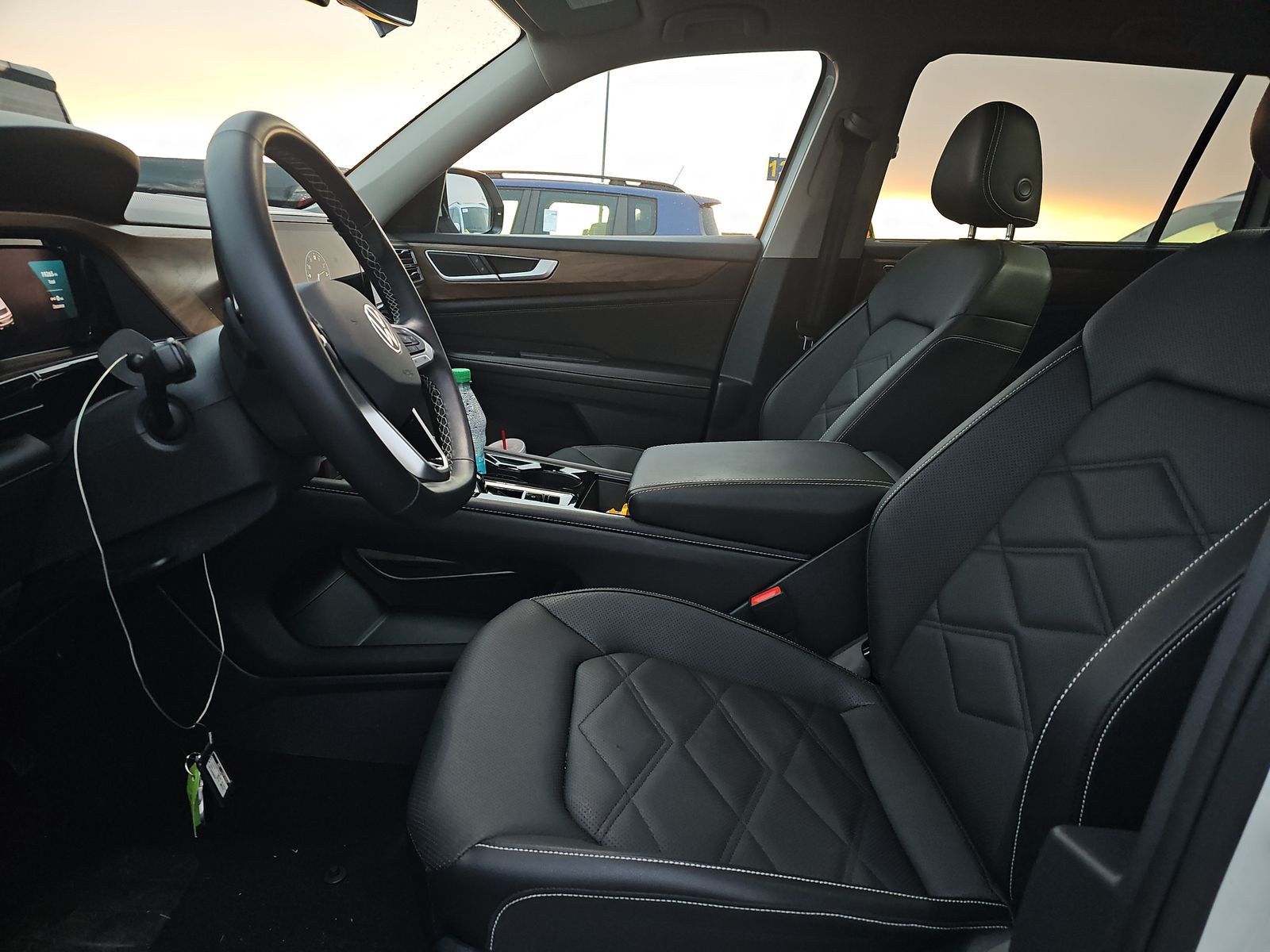 2025 Volkswagen Atlas 2.0T SE AWD