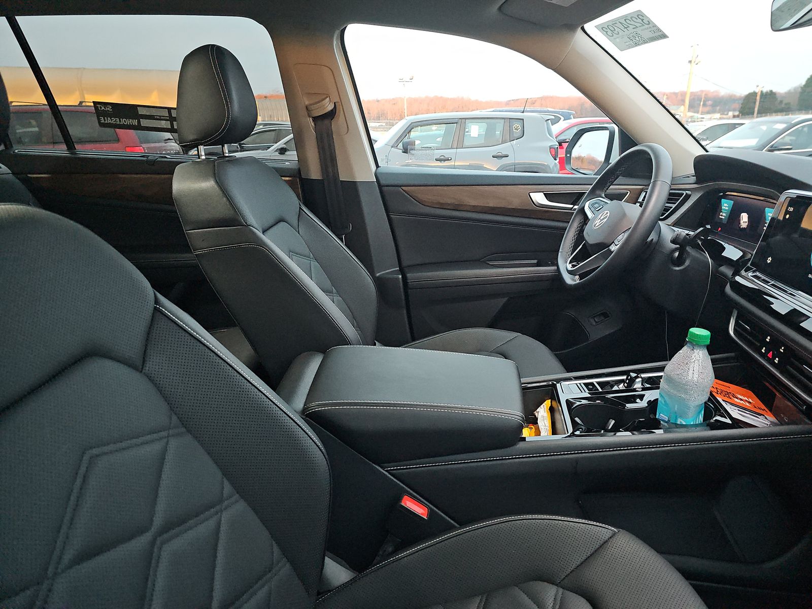 2025 Volkswagen Atlas 2.0T SE AWD