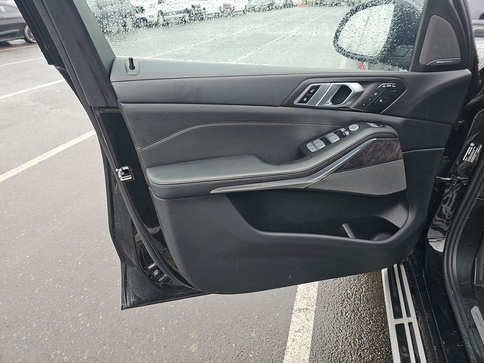 2025 BMW X7 xDrive40i AWD