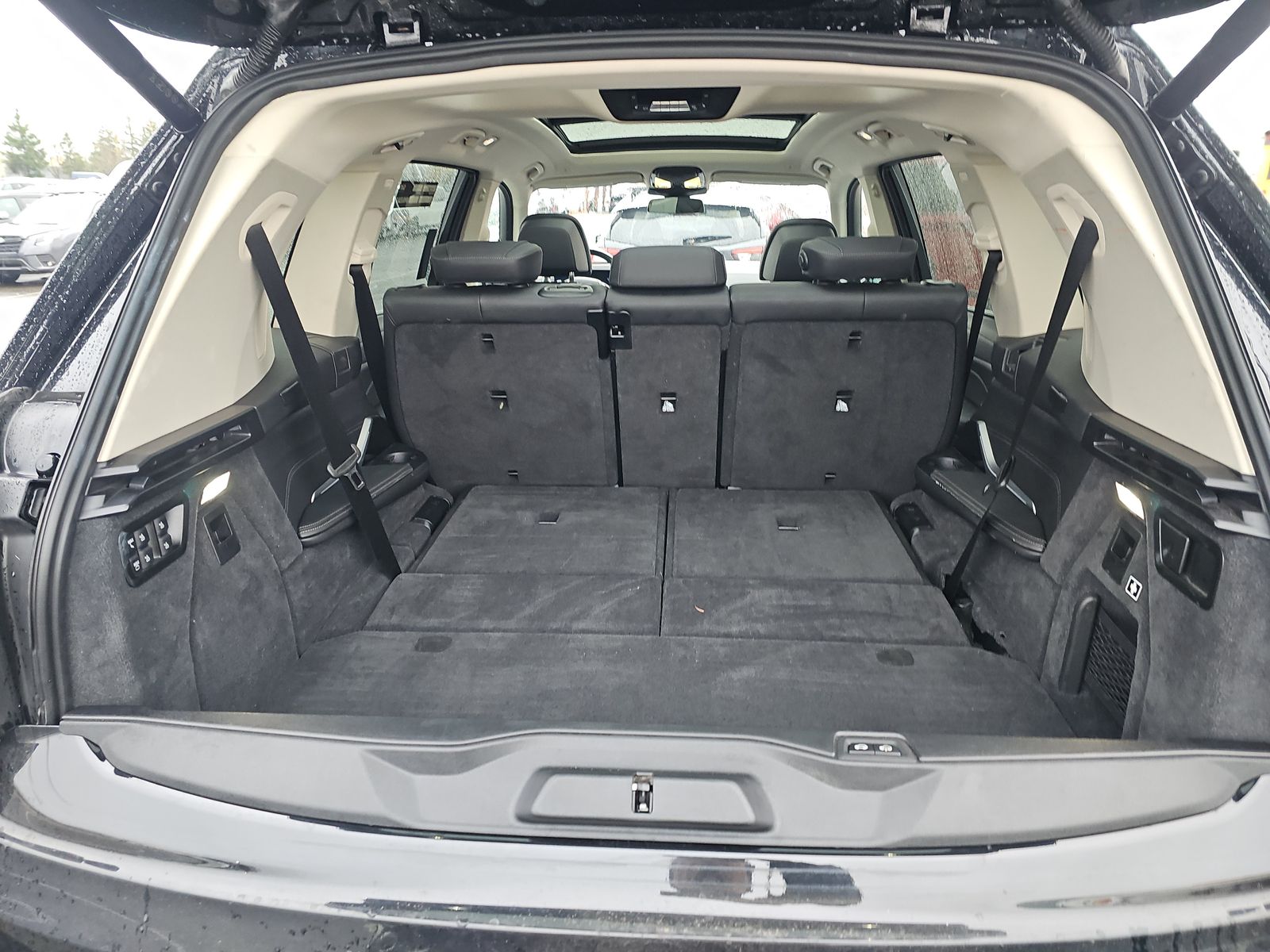 2025 BMW X7 xDrive40i AWD