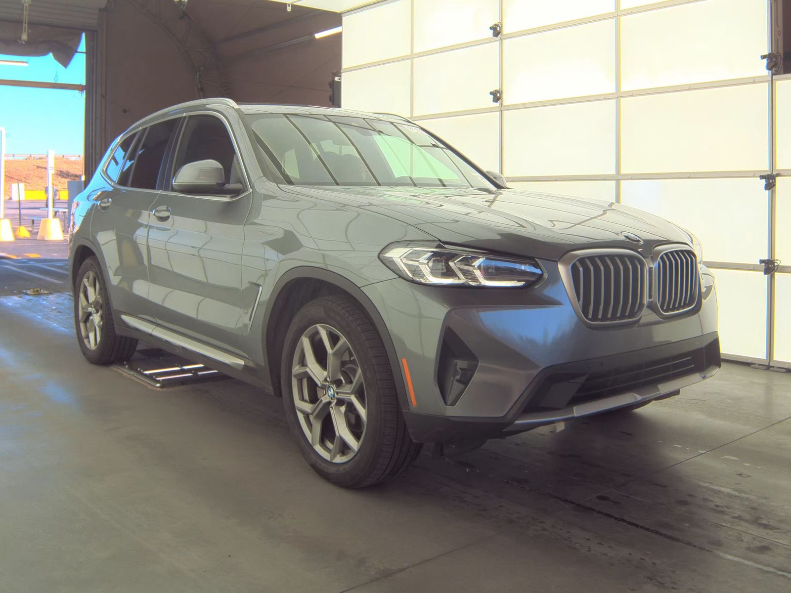 2024 BMW X3 sDrive30i RWD