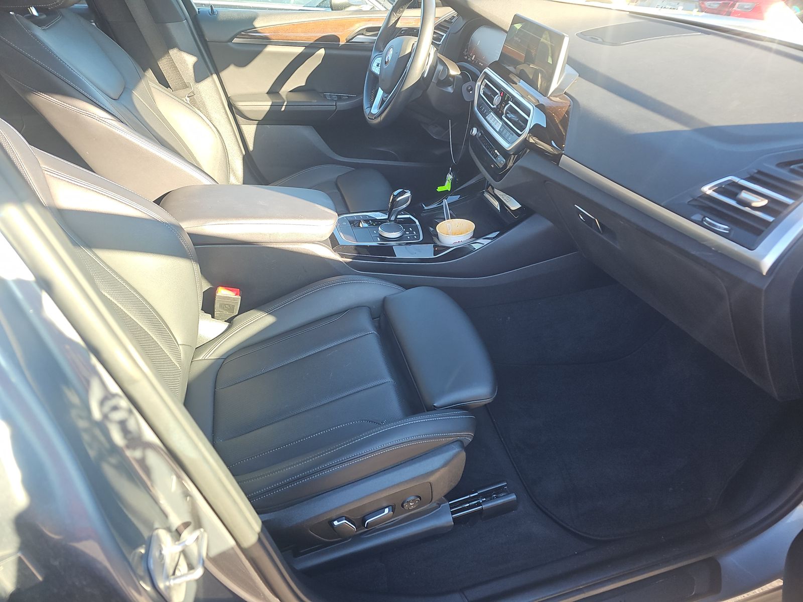 2024 BMW X3 sDrive30i RWD