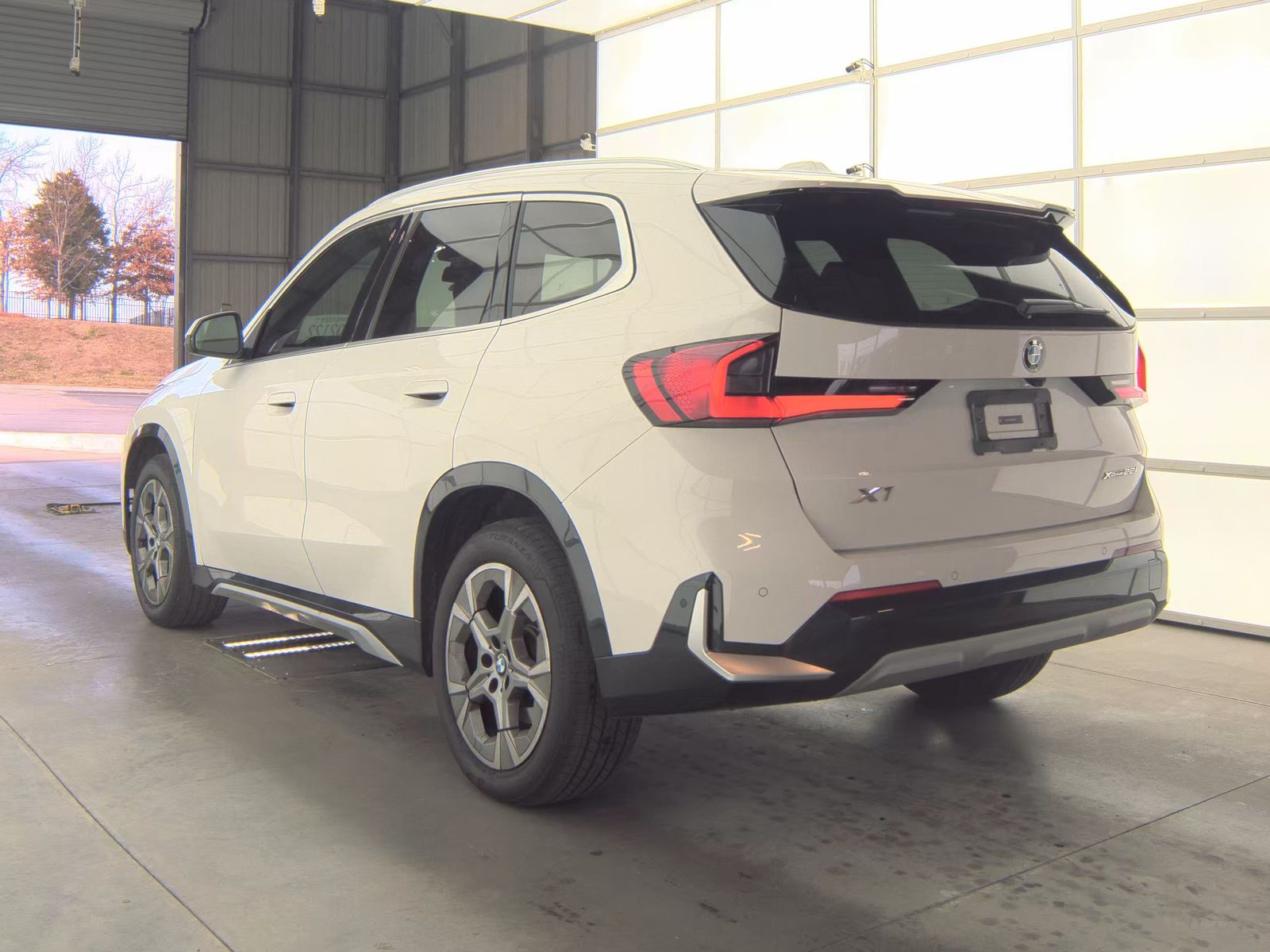 2025 BMW X1 xDrive28i AWD