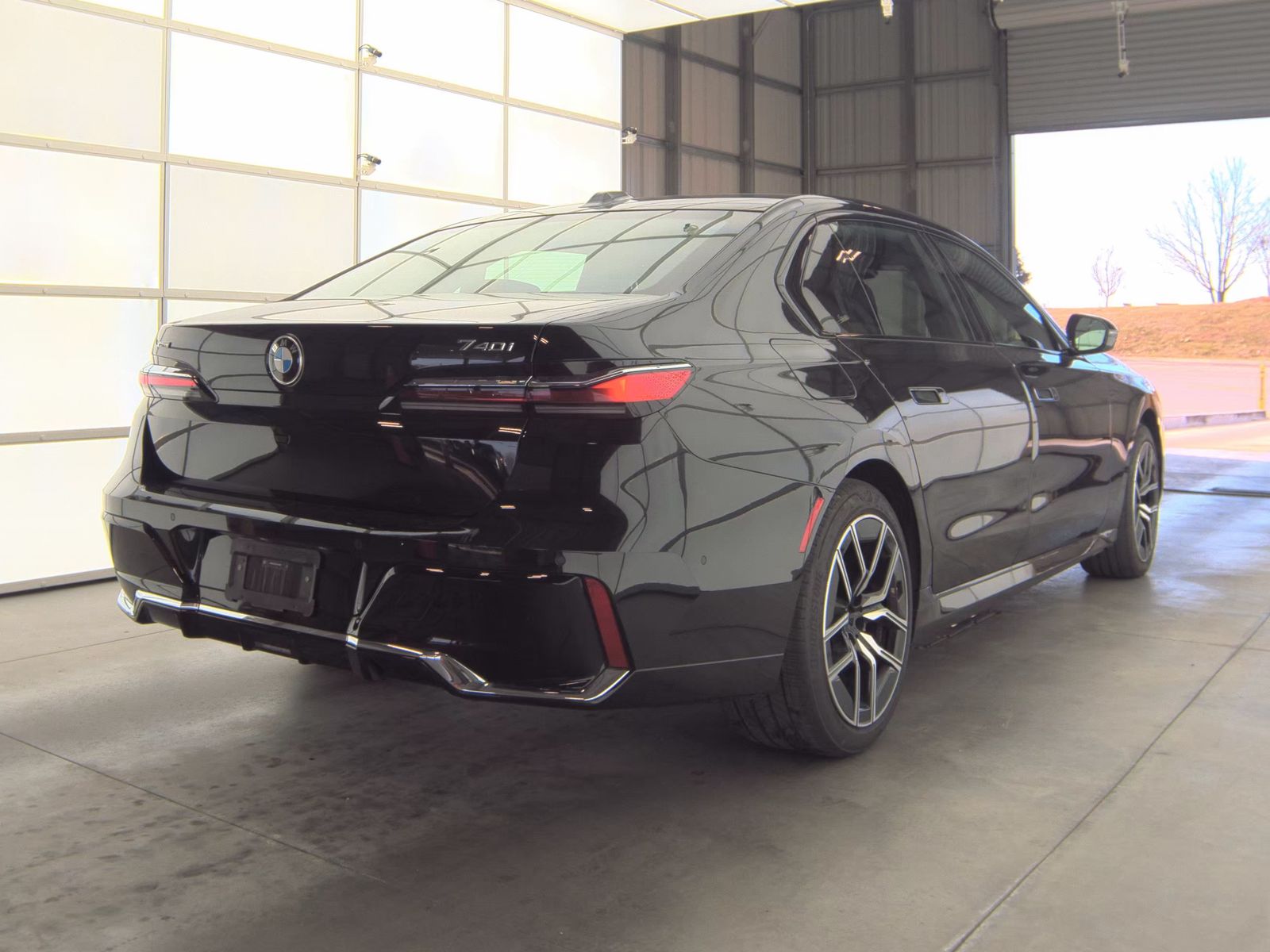 2025 BMW 7 Series 740i xDrive AWD