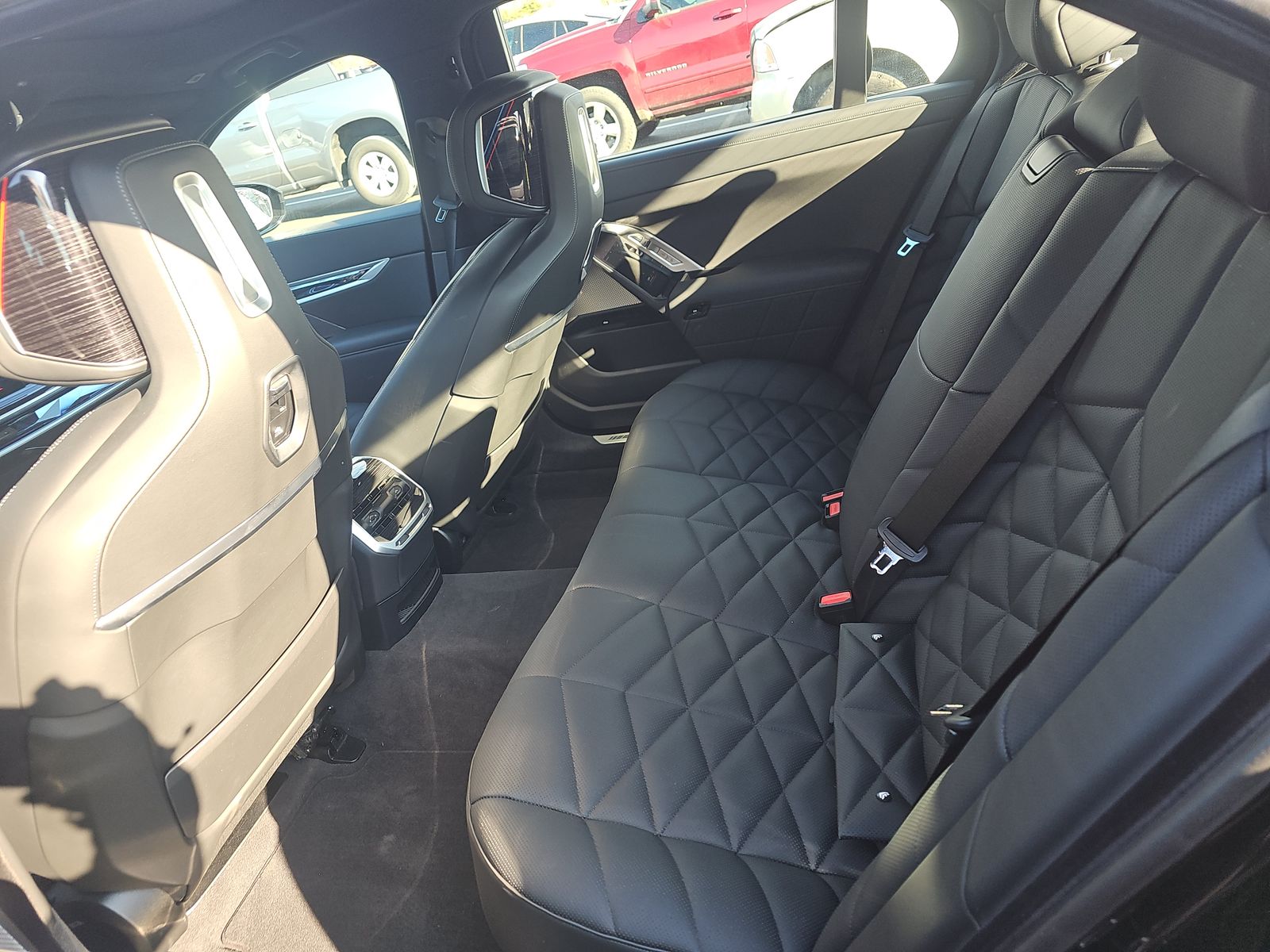 2025 BMW 7 Series 740i xDrive AWD