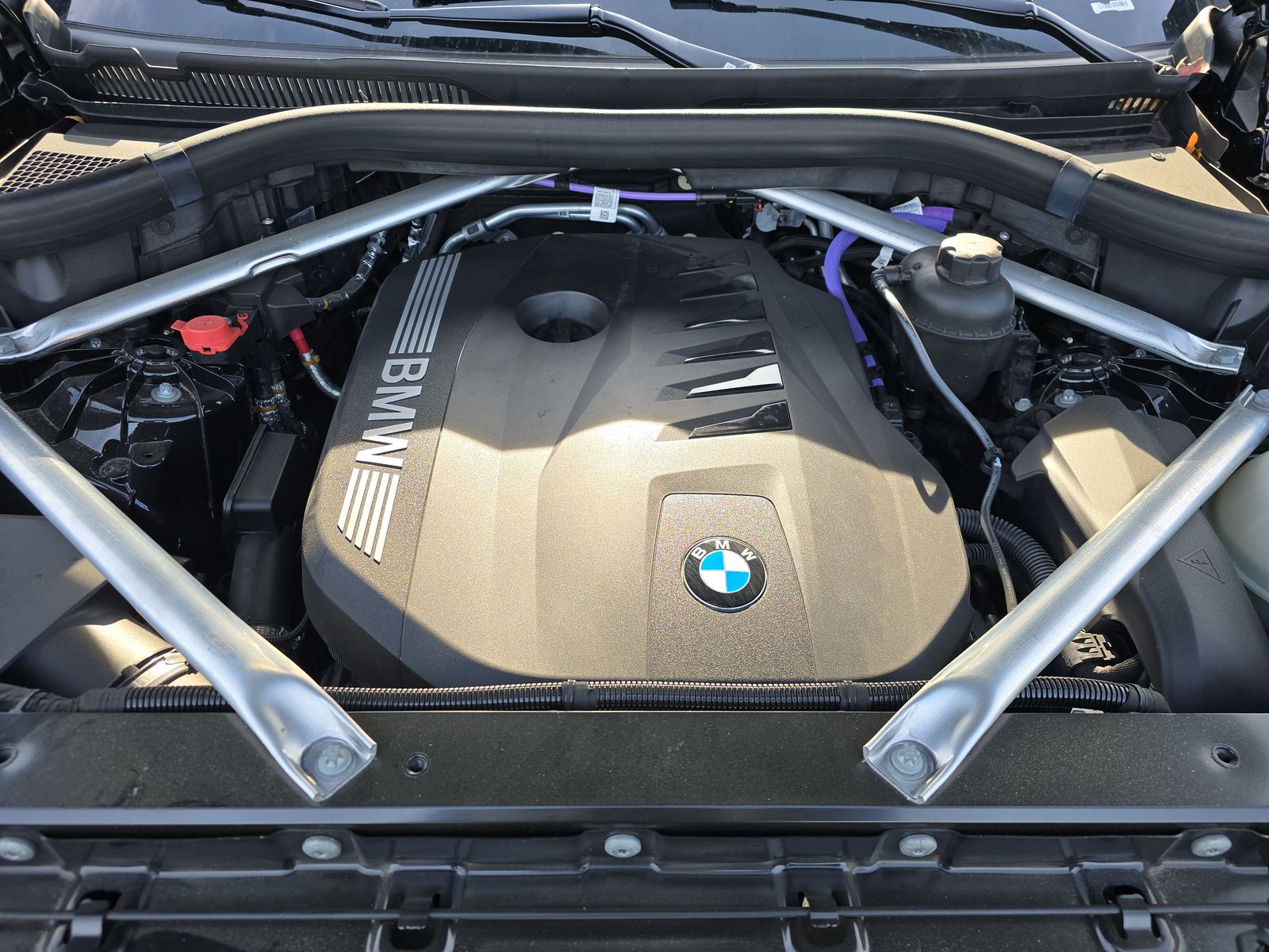 2025 BMW X6 xDrive40i AWD