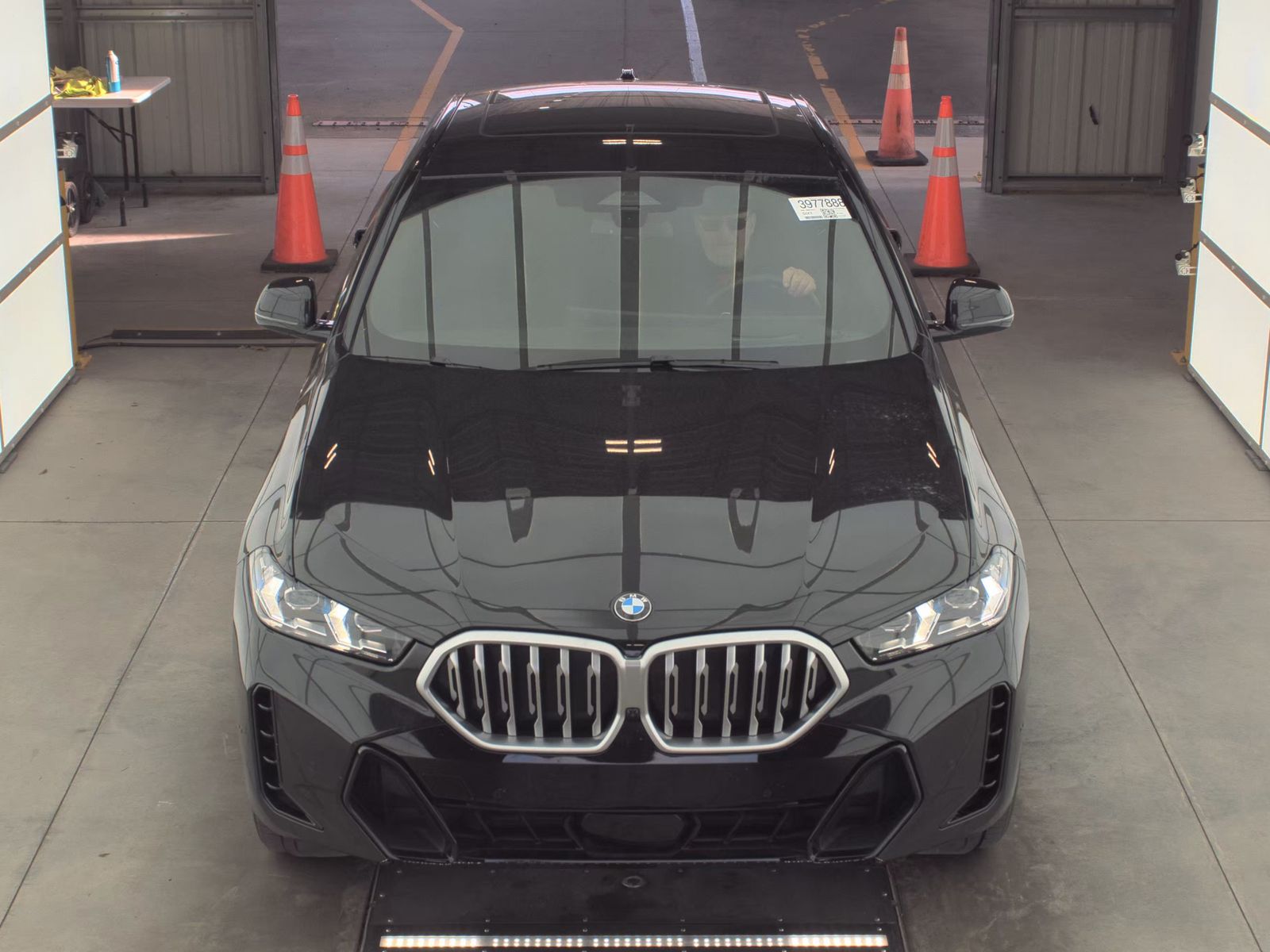 2025 BMW X6 xDrive40i AWD