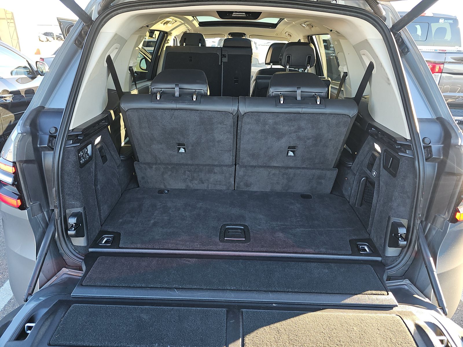 2025 BMW X7 xDrive40i AWD