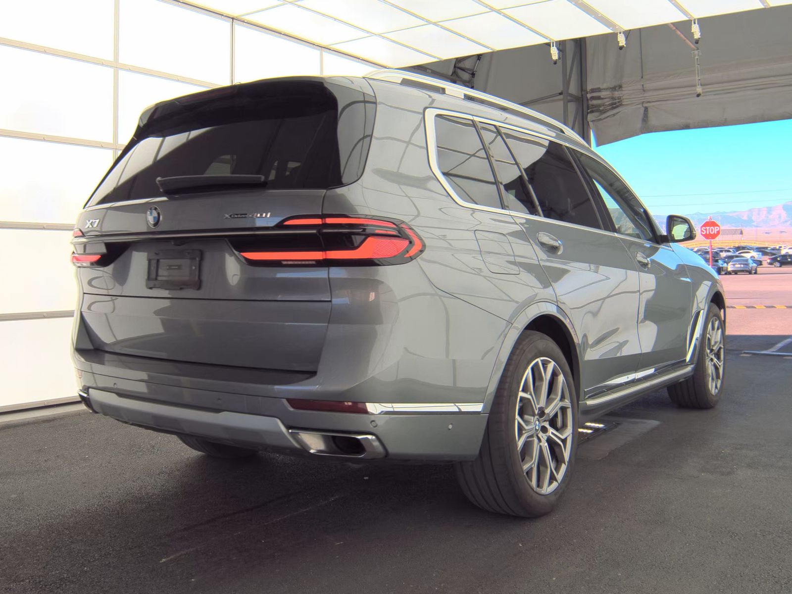 2025 BMW X7 xDrive40i AWD