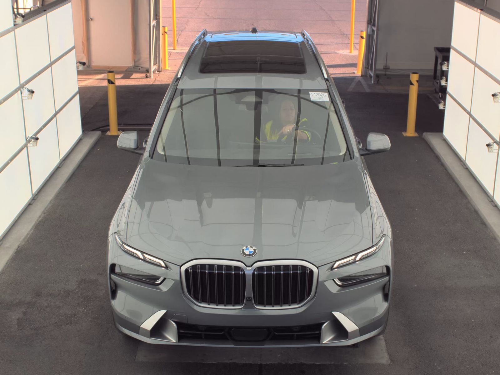 2025 BMW X7 xDrive40i AWD