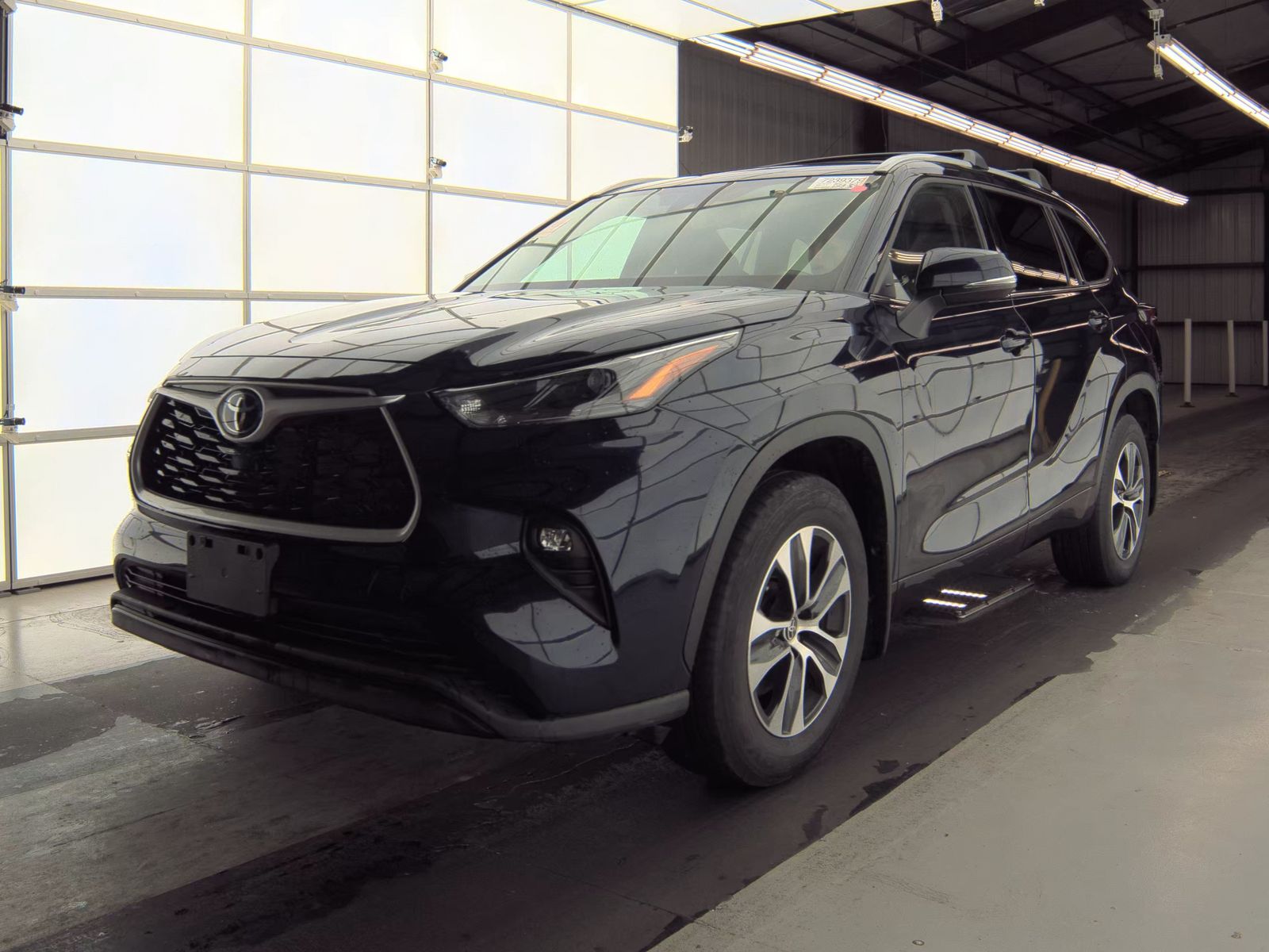 2022 Toyota Highlander XLE AWD