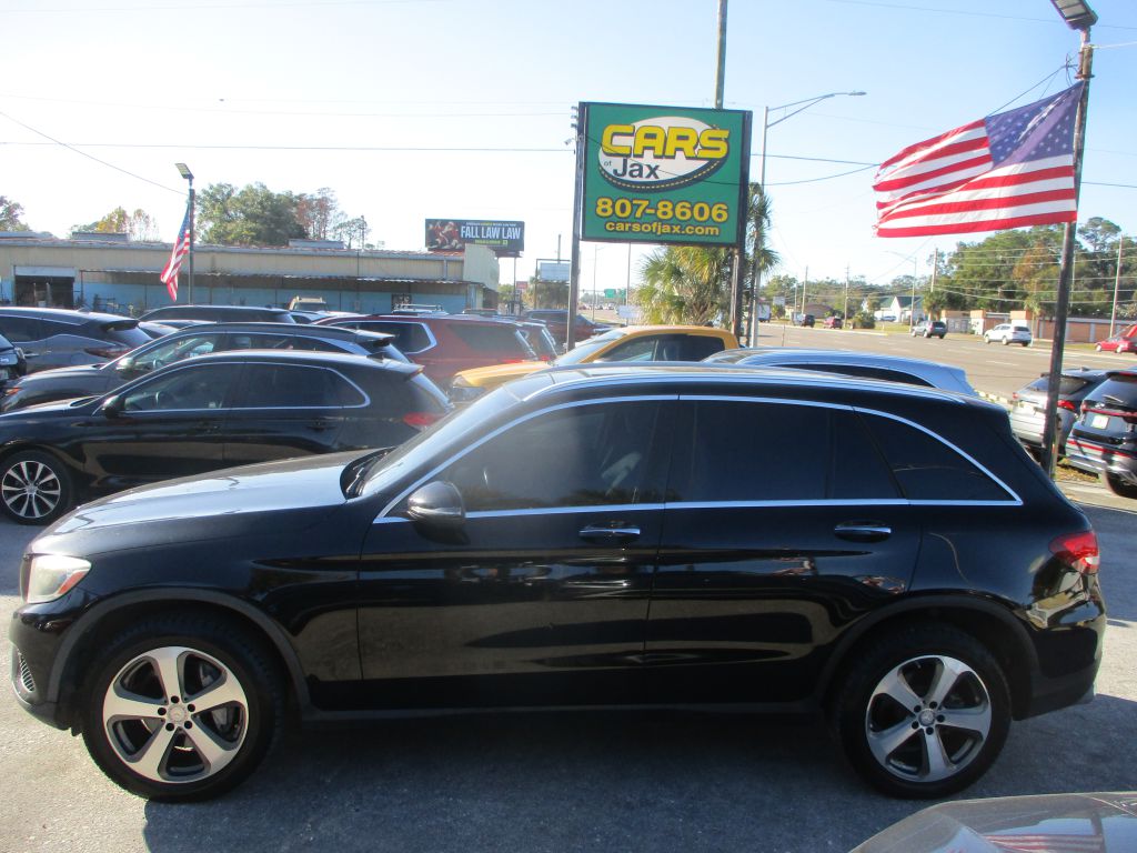 2017 Mercedes-Benz GLC 300