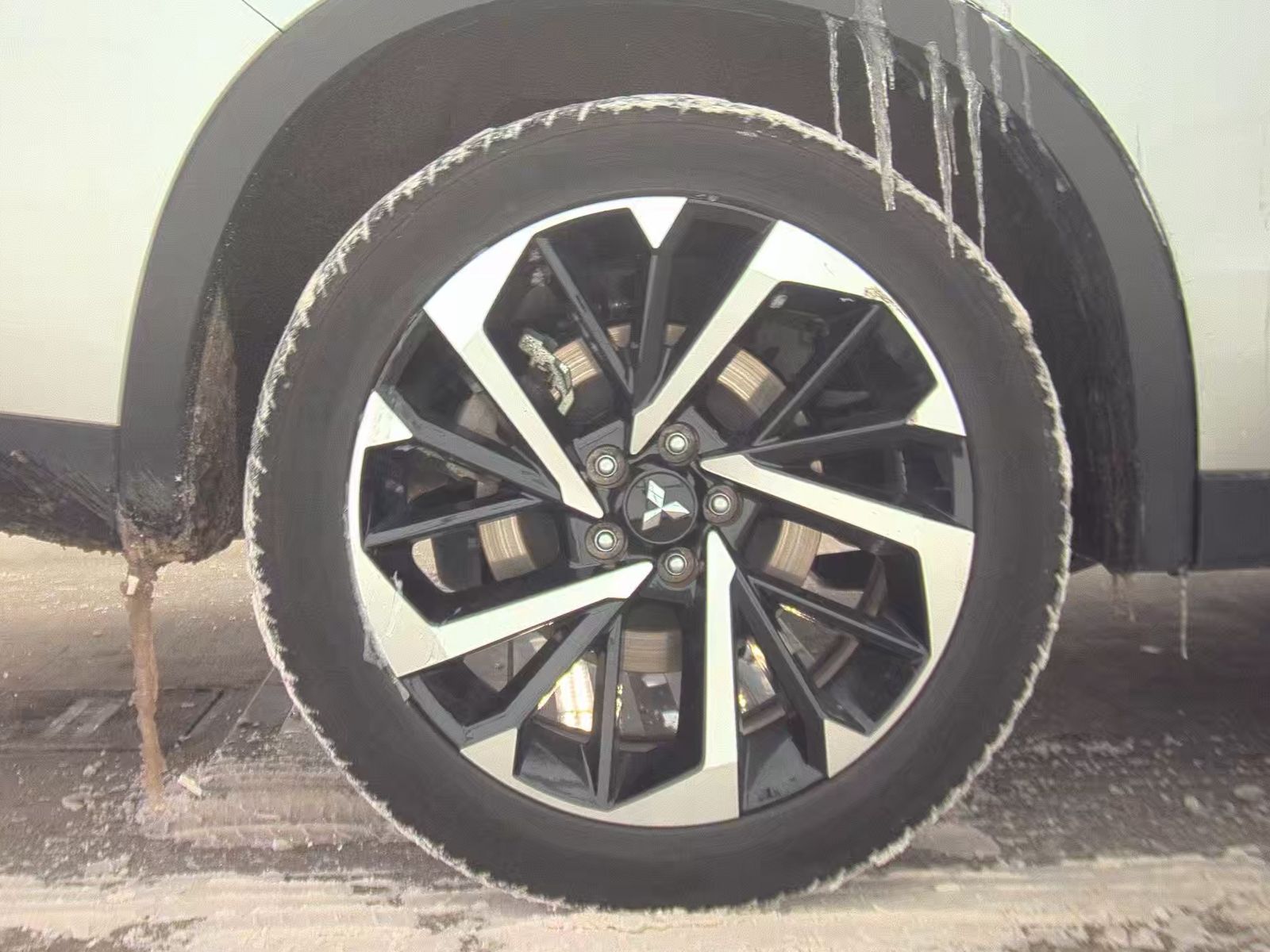 2024 Mitsubishi Outlander SE AWD