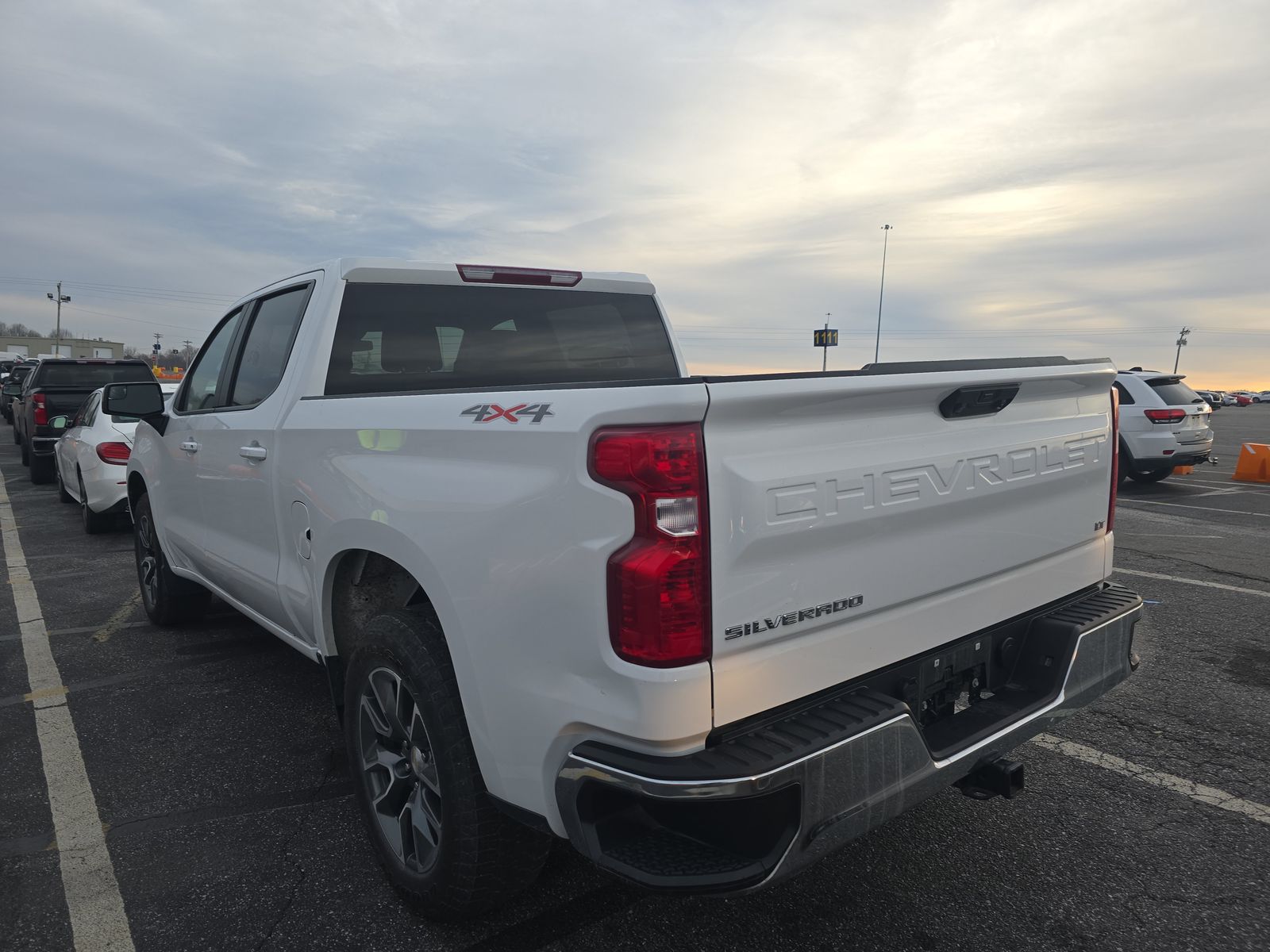 2023 Chevrolet Silverado 1500 LT AWD