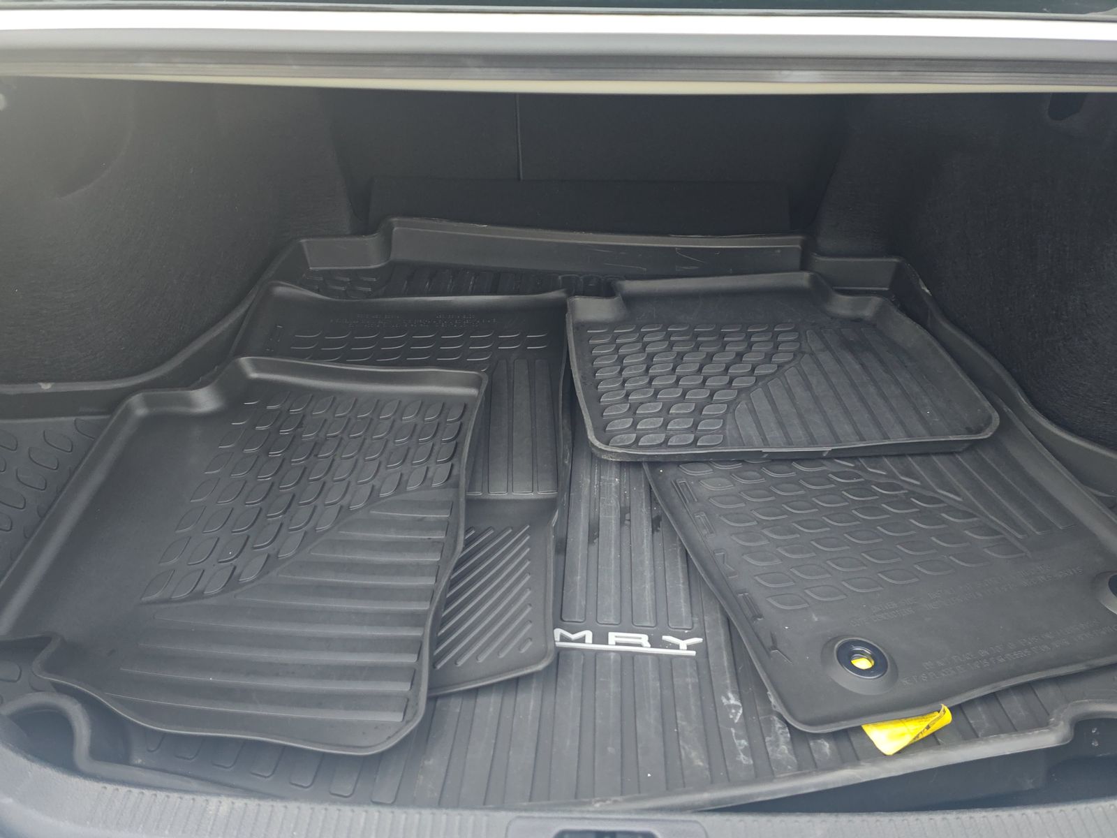 2024 Toyota Camry SE FWD