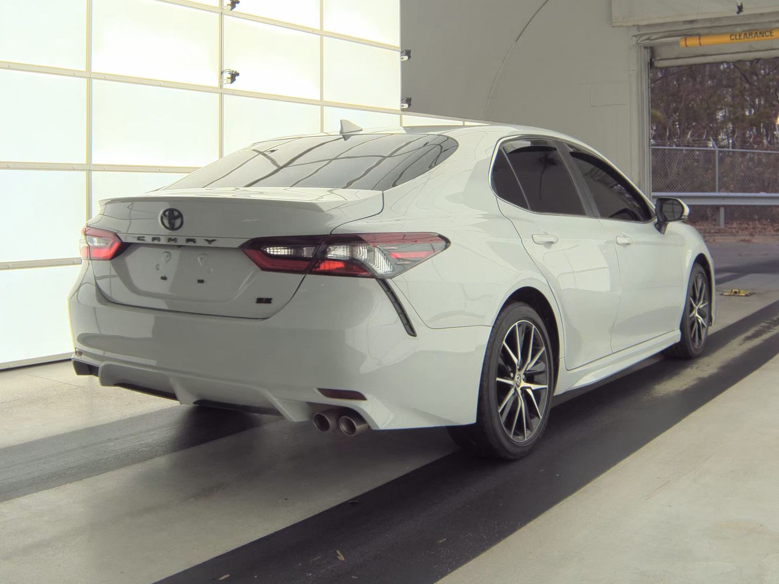 2024 Toyota Camry SE FWD